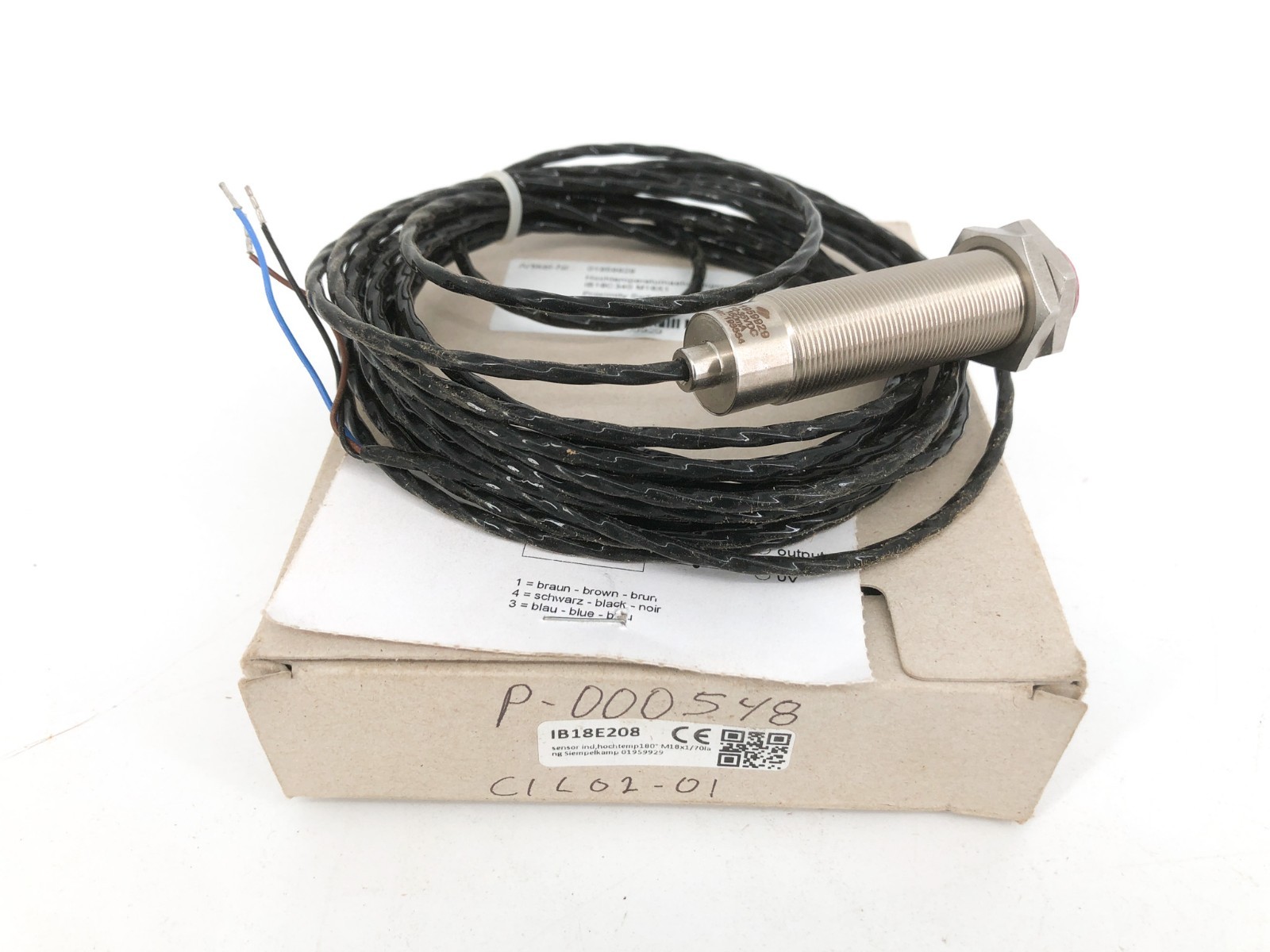 New Siempelkamp IB18E208 Inductive Proximity Sensor M18x1 01959929 IB18C340