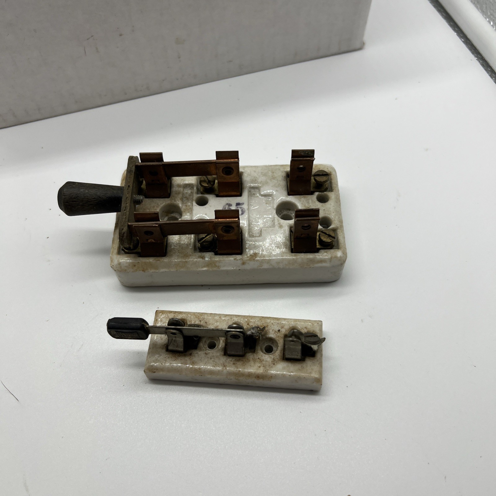 Vintage Leviton Porcelain Knife Switch Lot 9917 9915