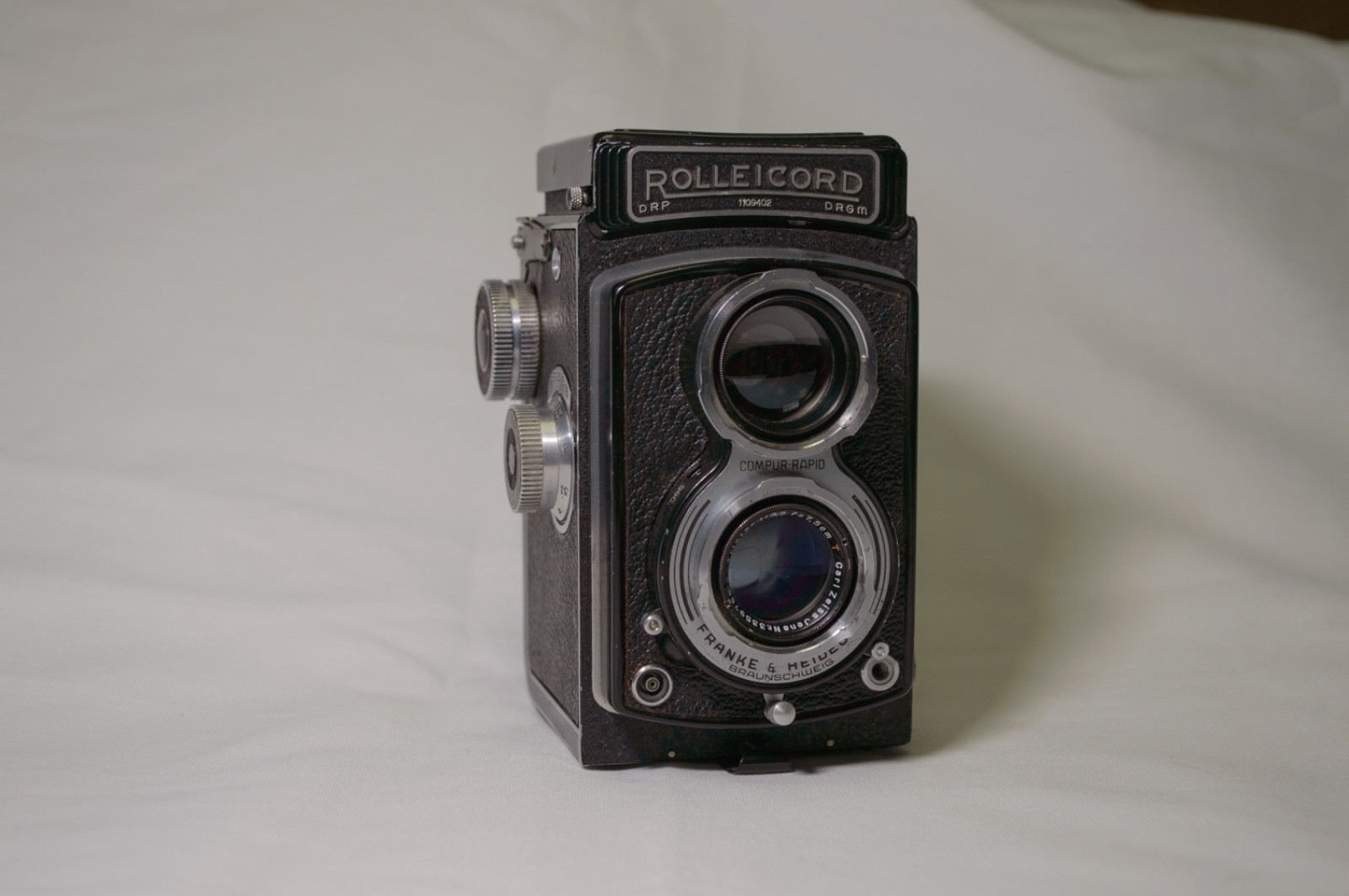 Rolleicord IIE Medium Format Film Camera
