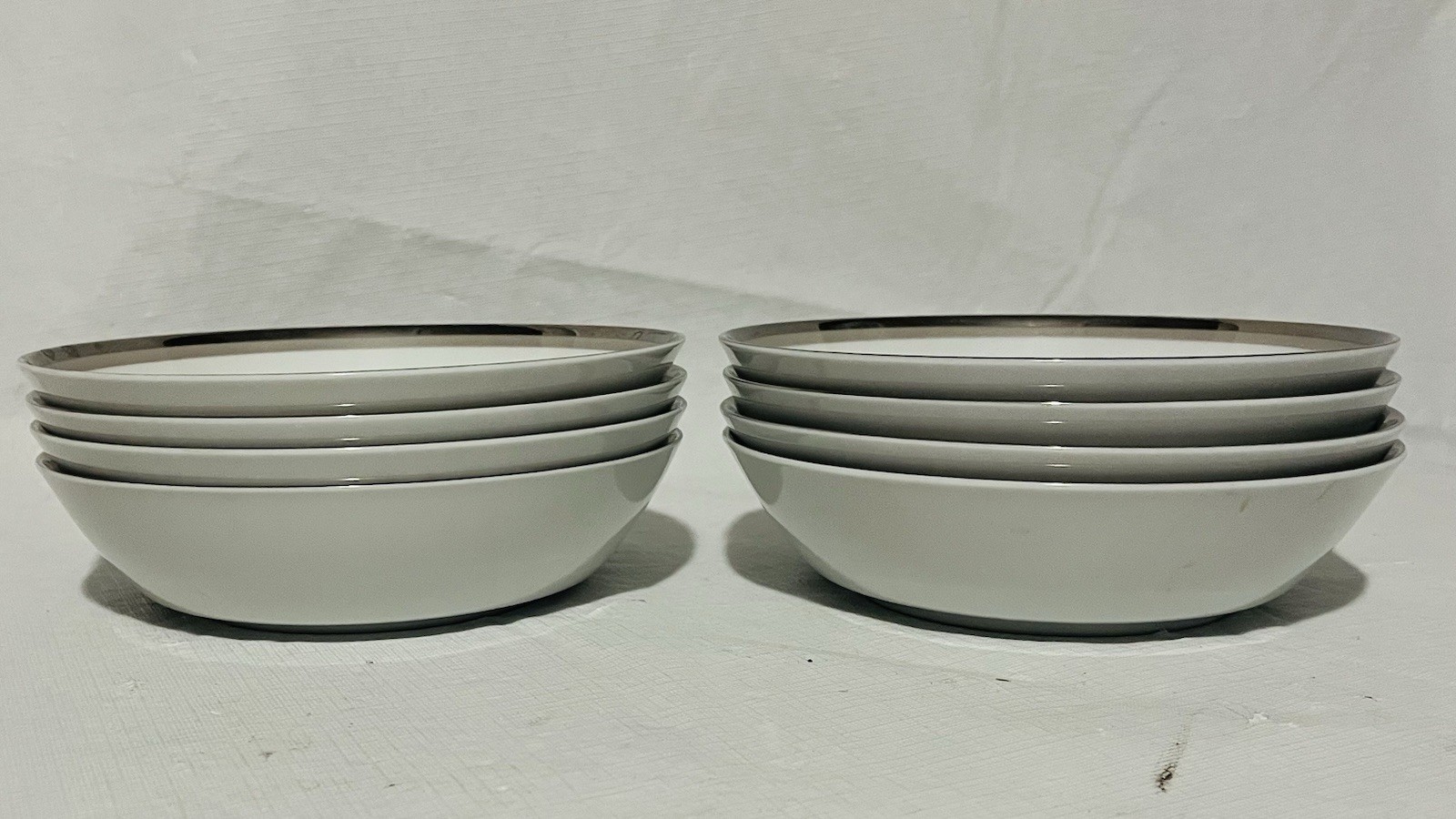 Set of 8 Vintage Bowls in Dawn by Premiere Fine China Set of 8 Vintage Bowls in Dawn by Premiere Fine China