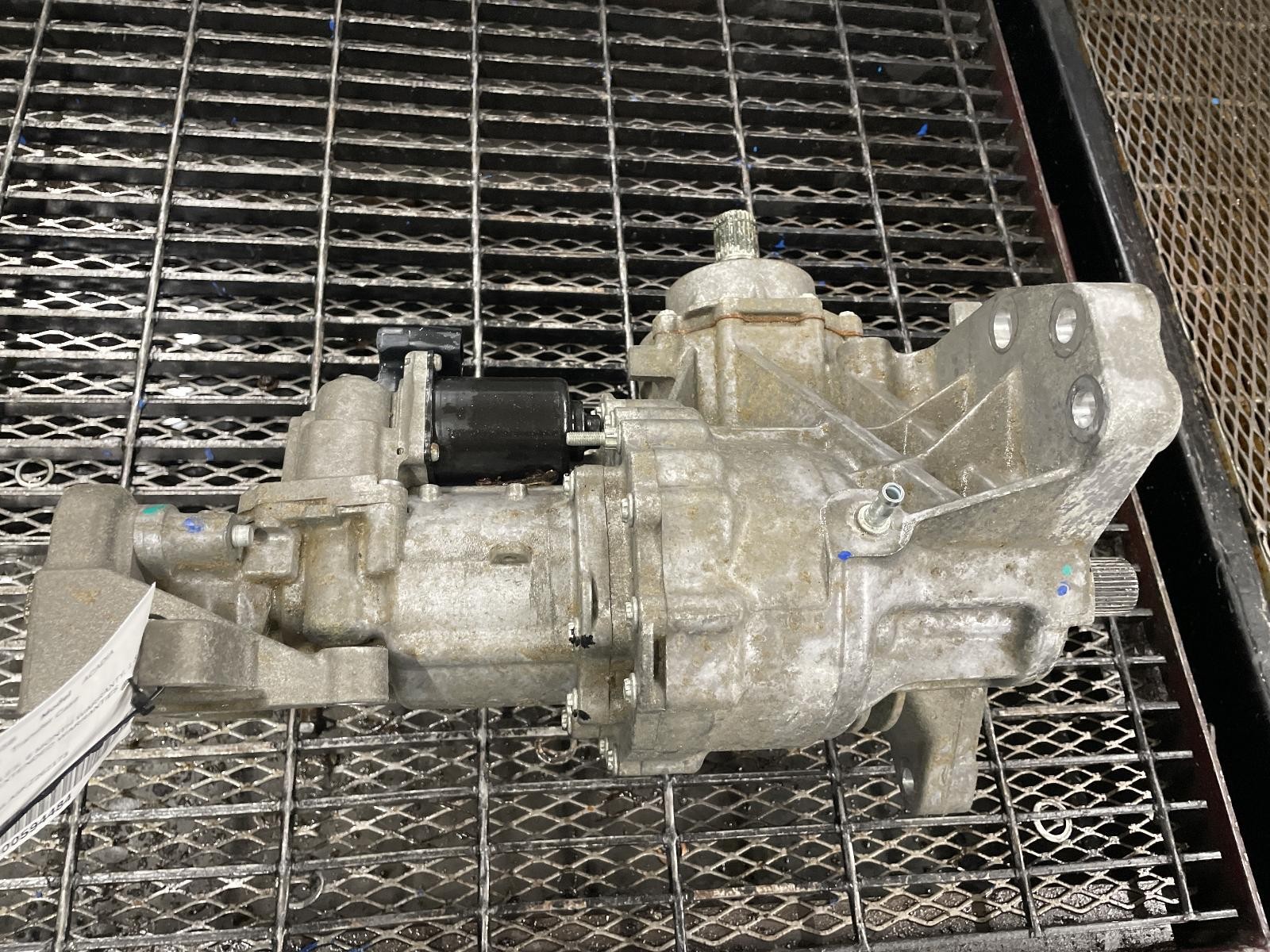 \'17-\'19 GMC ACADIA Transfer Case 2.5L 64k miles 6 Month Warranty
