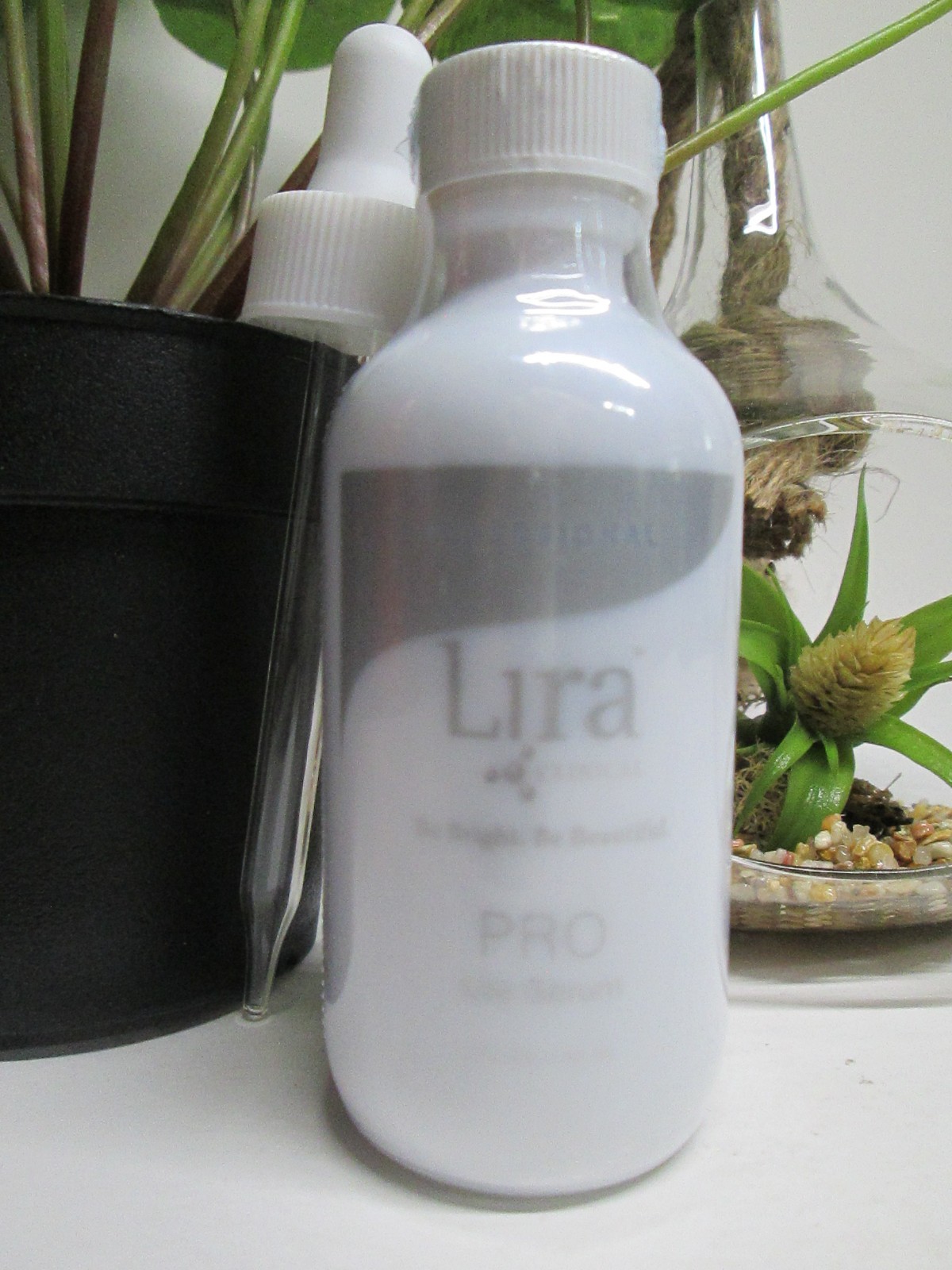LIRA PRO LITE SERUM 2 OZ/59ML pro size NEW LIRA PRO LITE SERUM 2 OZ/59ML pro size NEW