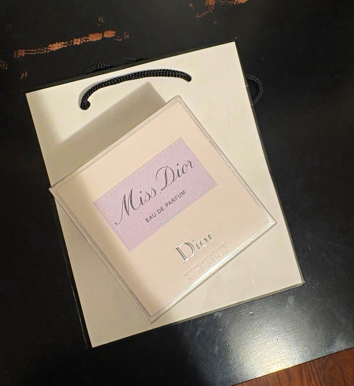 Dior Miss Dior Eau de Parfum Natural Spray, Regular Size 100 ml Dior Miss Dior Eau de Parfum Natural Spray, Regular Size 100 ml