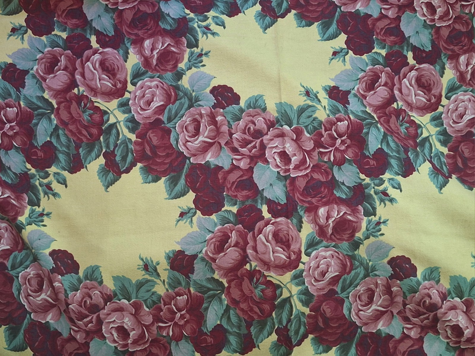 20 YARDS Vintage Cabbage Roses 100% Cotton 50\ 20 YARDS Vintage Cabbage Roses 100% Cotton 50\