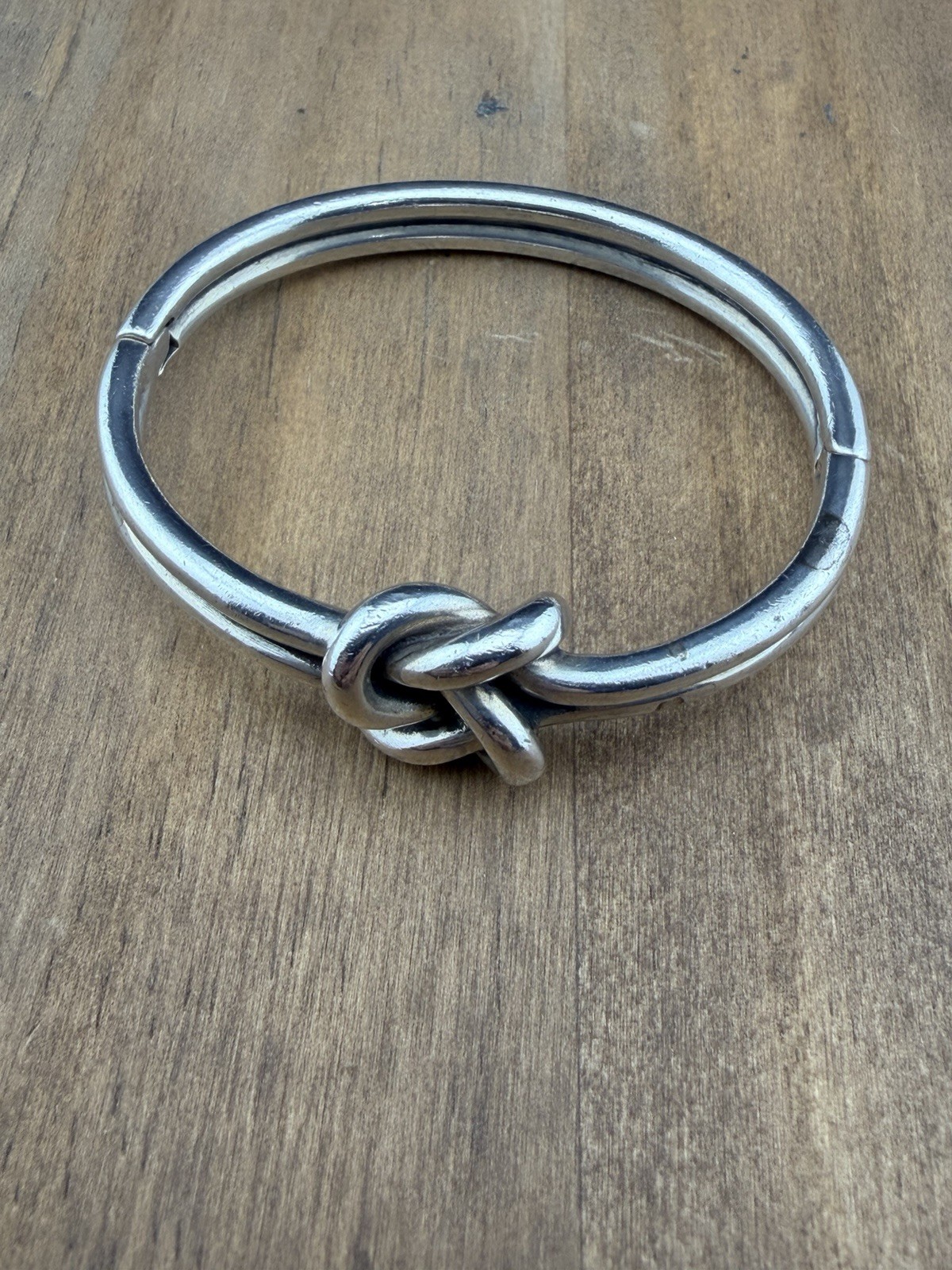 Retired James Avery 925 Sterling Silver Bold Lover\'s Knot Clasp Bracelet