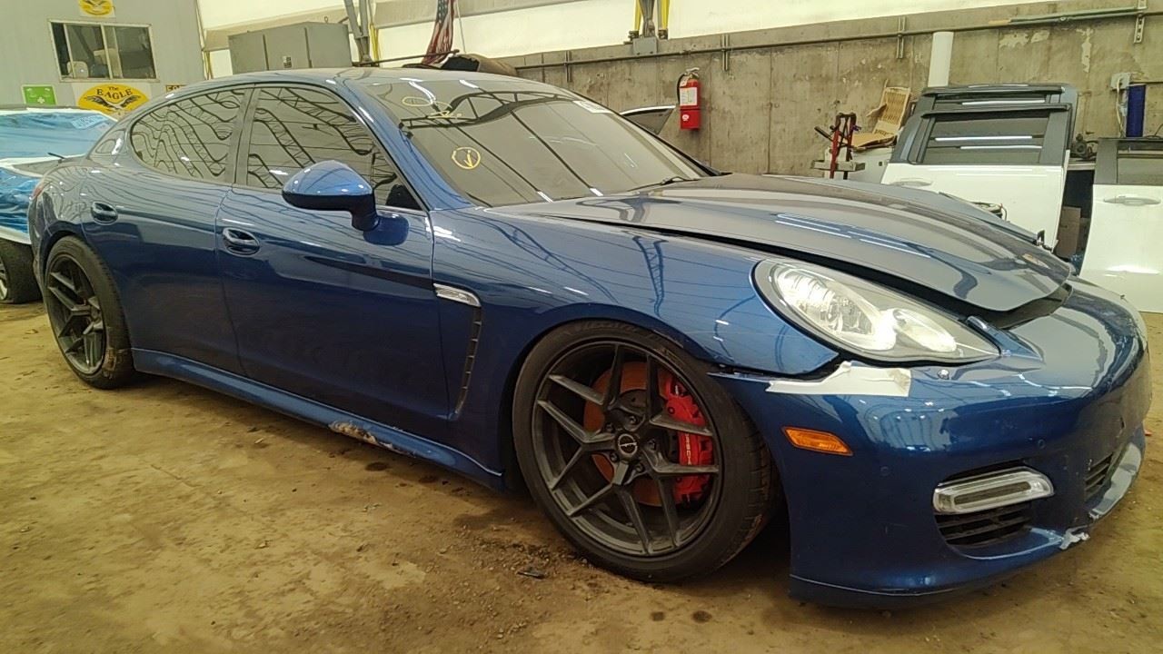 (LOCAL PICKUP ONLY) Hood Fits 10-16 PORSCHE PANAMERA 7101056