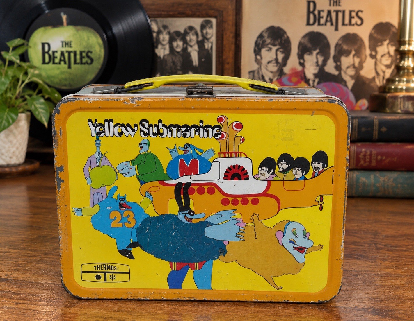 Vintage 1968 Beatles Yellow Submarine Metal Lunch Box King Seeley Thermos RARE