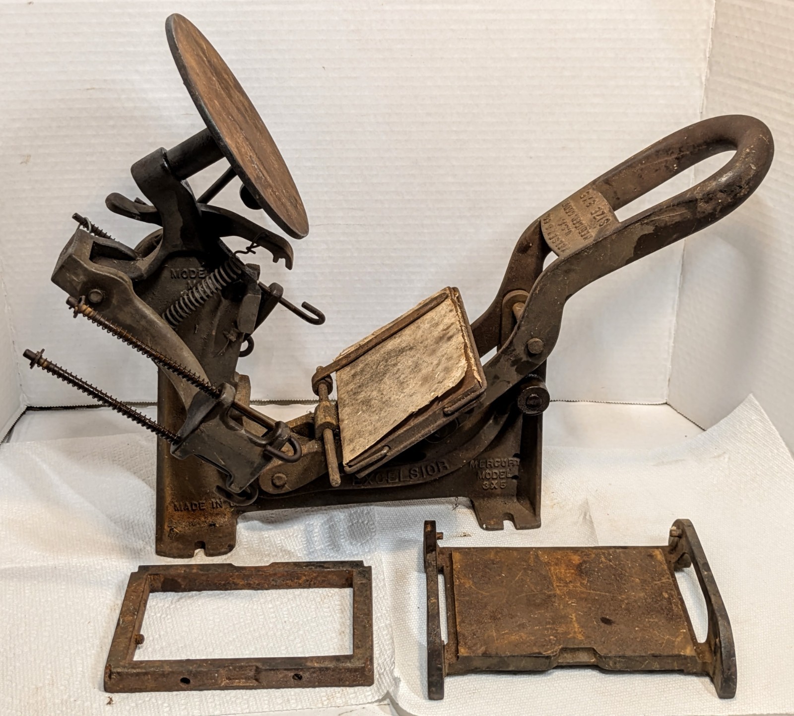 Kelsey Excelsior Mercury Model M 3 X 5 Letterpress W/ Chase & Platen Bed Meriden