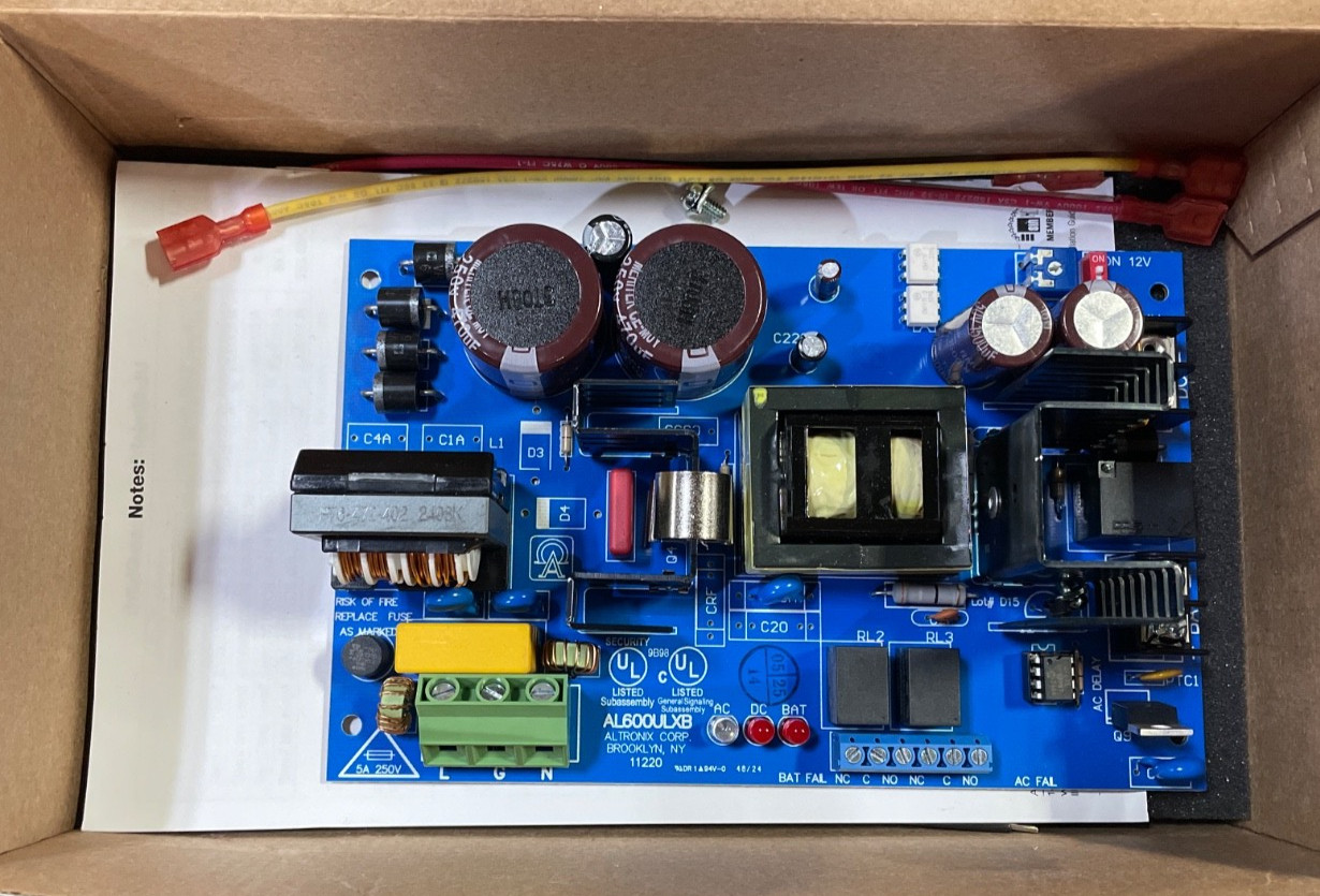 Altronix AL600ULXB Power Supply Charger, Single Class Output, 12/24VDC at 6A Altronix AL600ULXB Power Supply Charger, Single Class Output, 12/24VDC at 6A