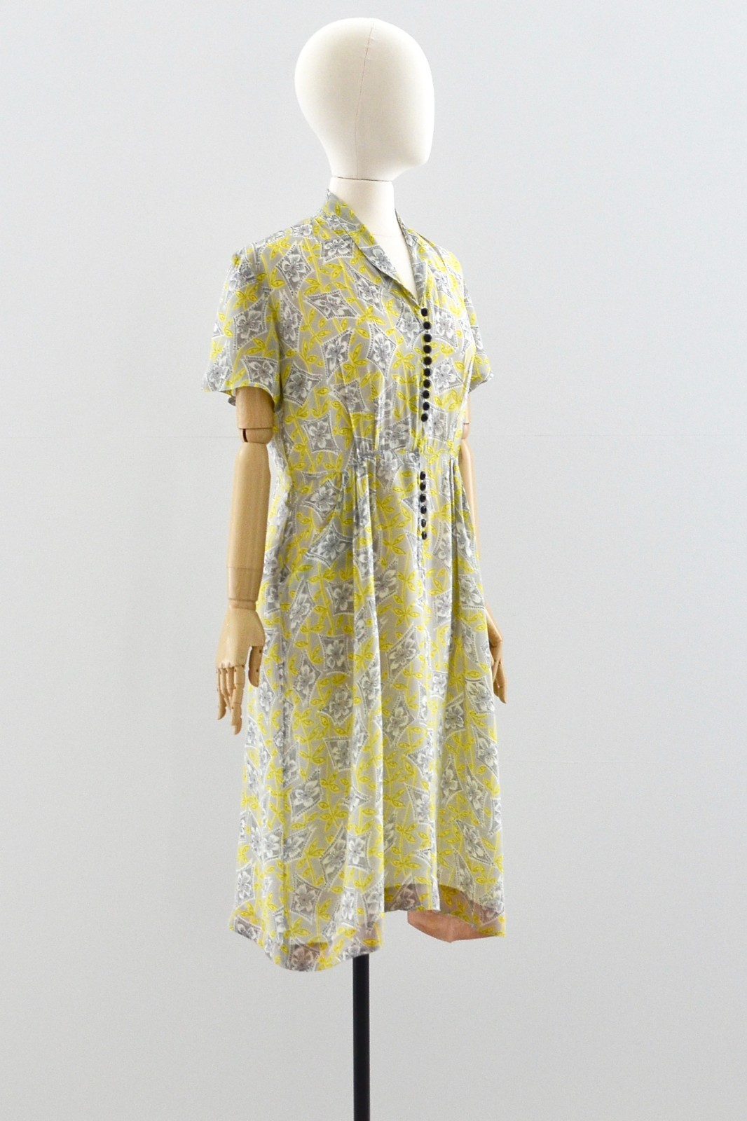 Vintage 1940s Trailing Foliage Dress / M L