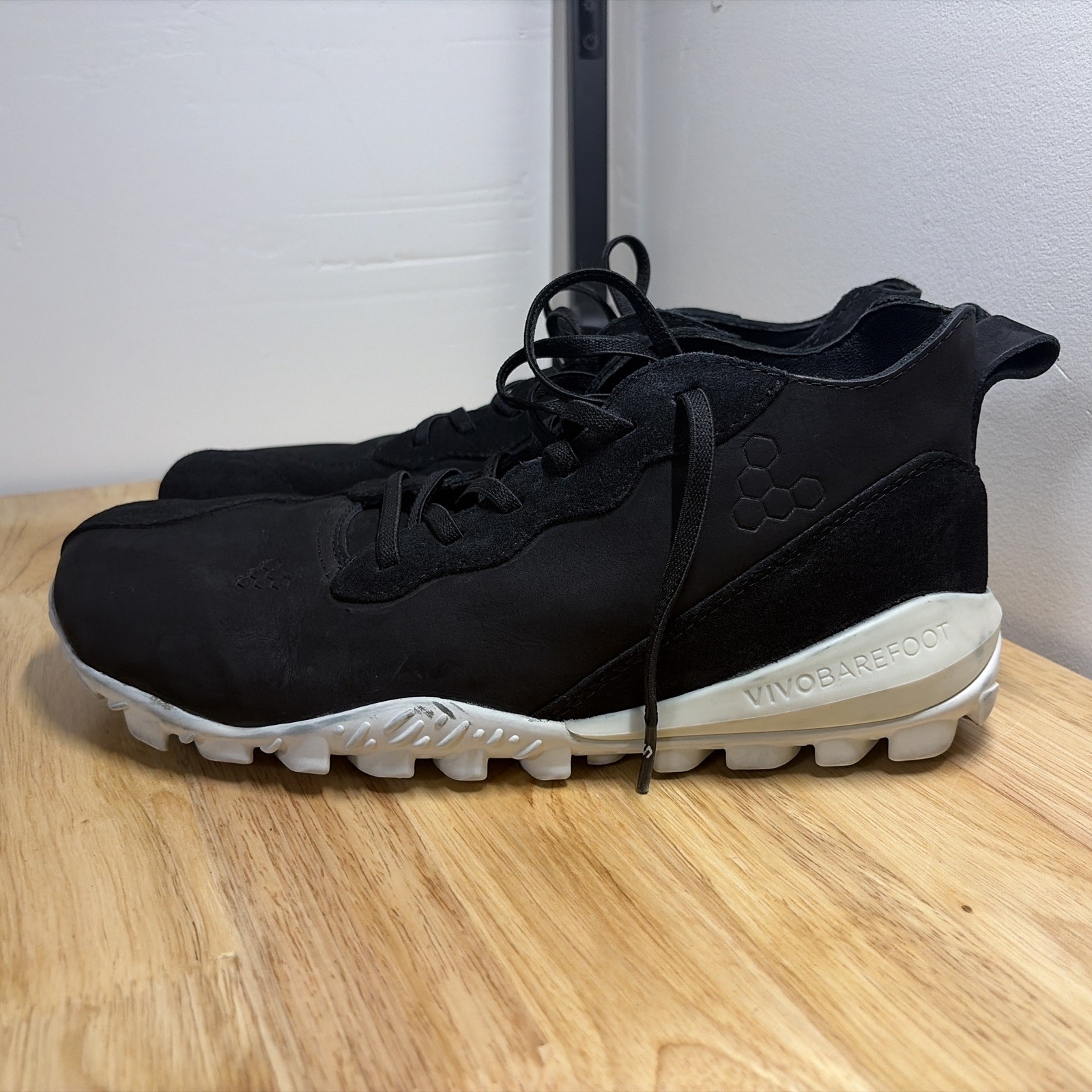 Vivobarefoot Novus Mid Premium Obsidian Black Size 43