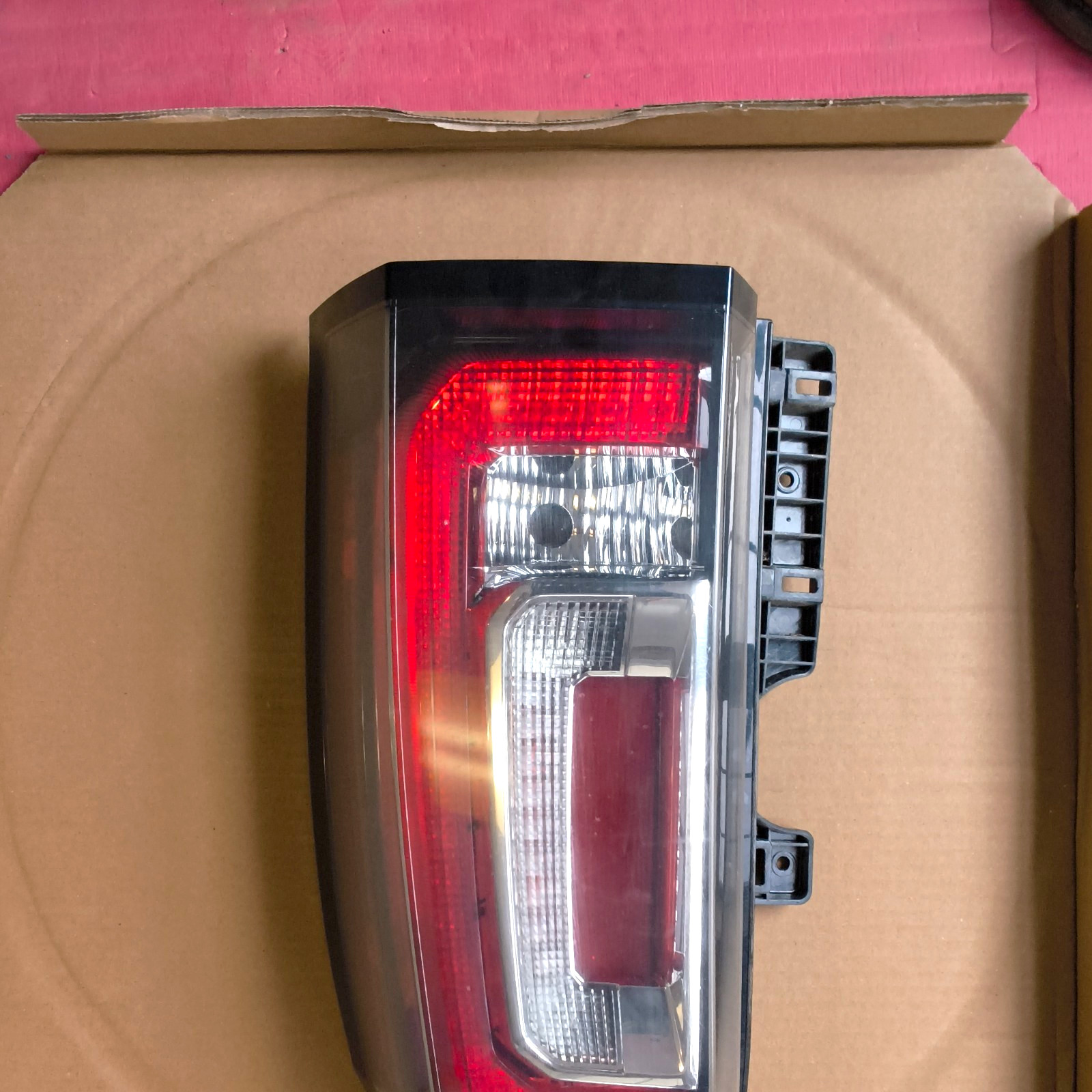 Used Passengers Side Taillight From 2015 Gmc Yukon Light Wear