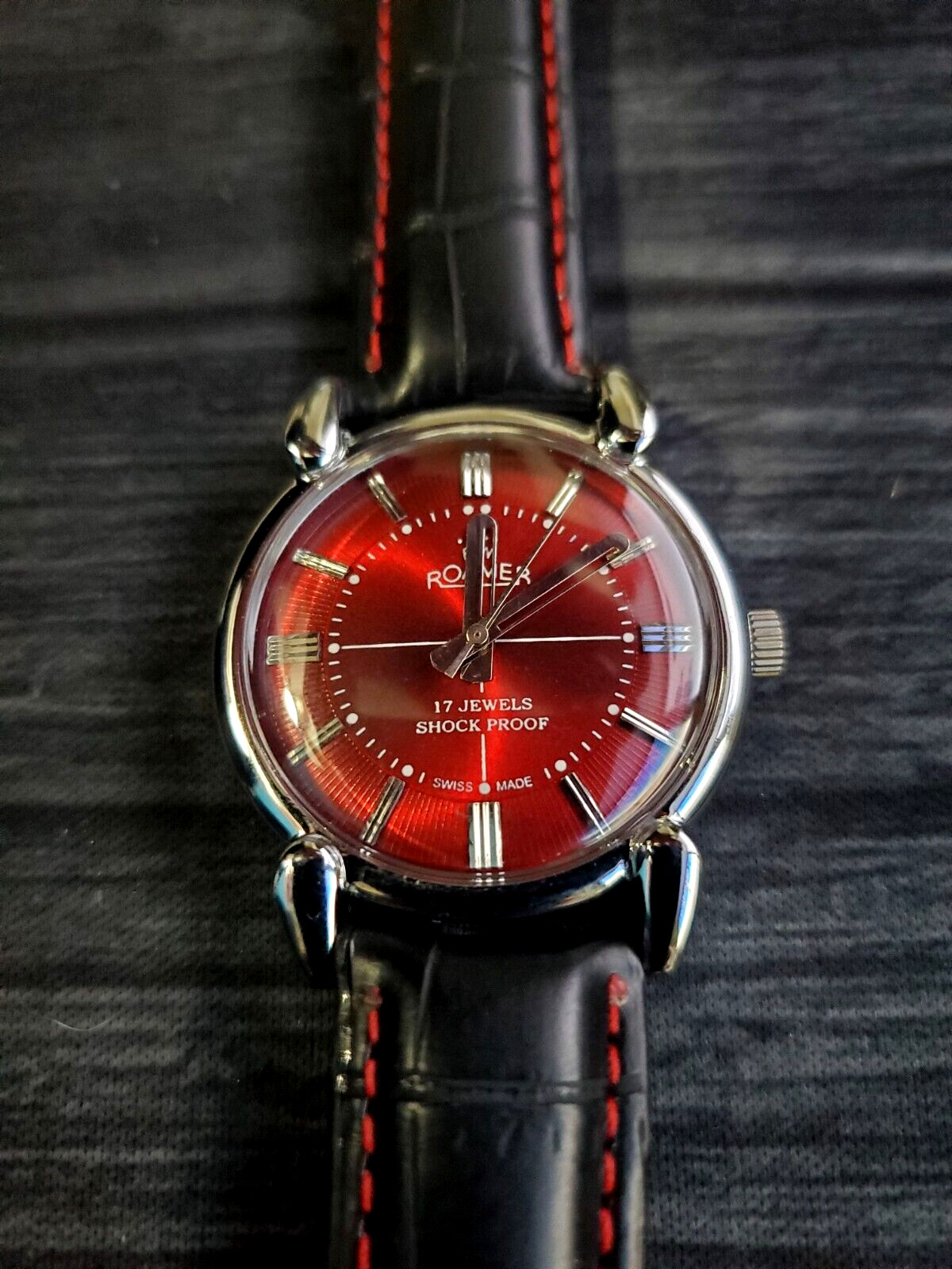 Rare Roamer Brevete Swiss Mens Manual Watch Slv Red Blk✨ Rare Roamer Brevete Swiss Mens Manual Watch Slv Red Blk✨