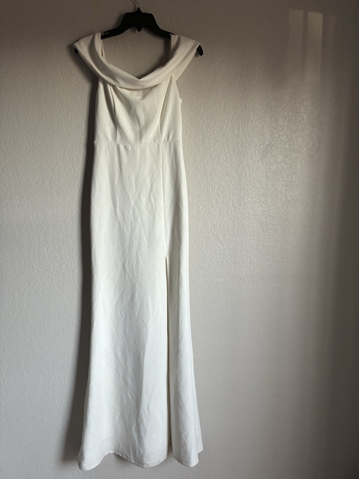 Lulus Women\'s S White Solid Off Shoulder Sleeveless Long Gown Maxi Dress Slit Lulus Women\'s S White Solid Off Shoulder Sleeveless Long Gown Maxi Dress Slit