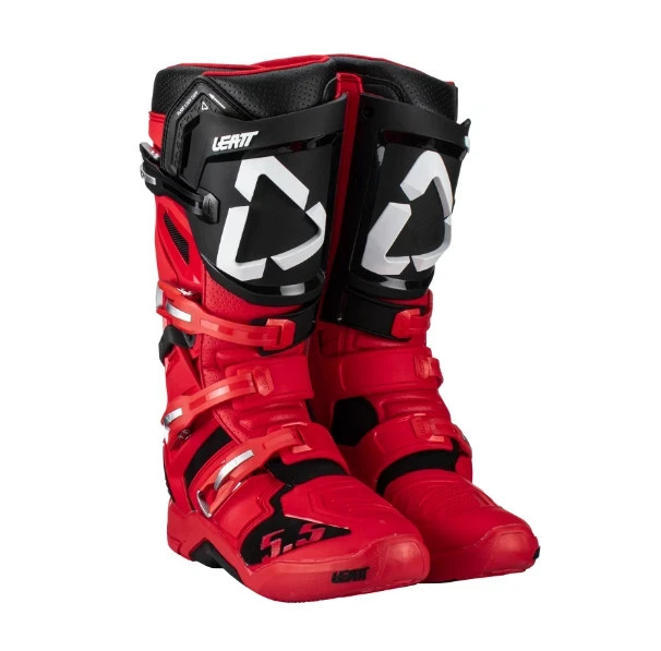 Leatt Moto 5.5 FlexLock Red/Black - 11 Leatt Moto 5.5 FlexLock Red/Black - 11