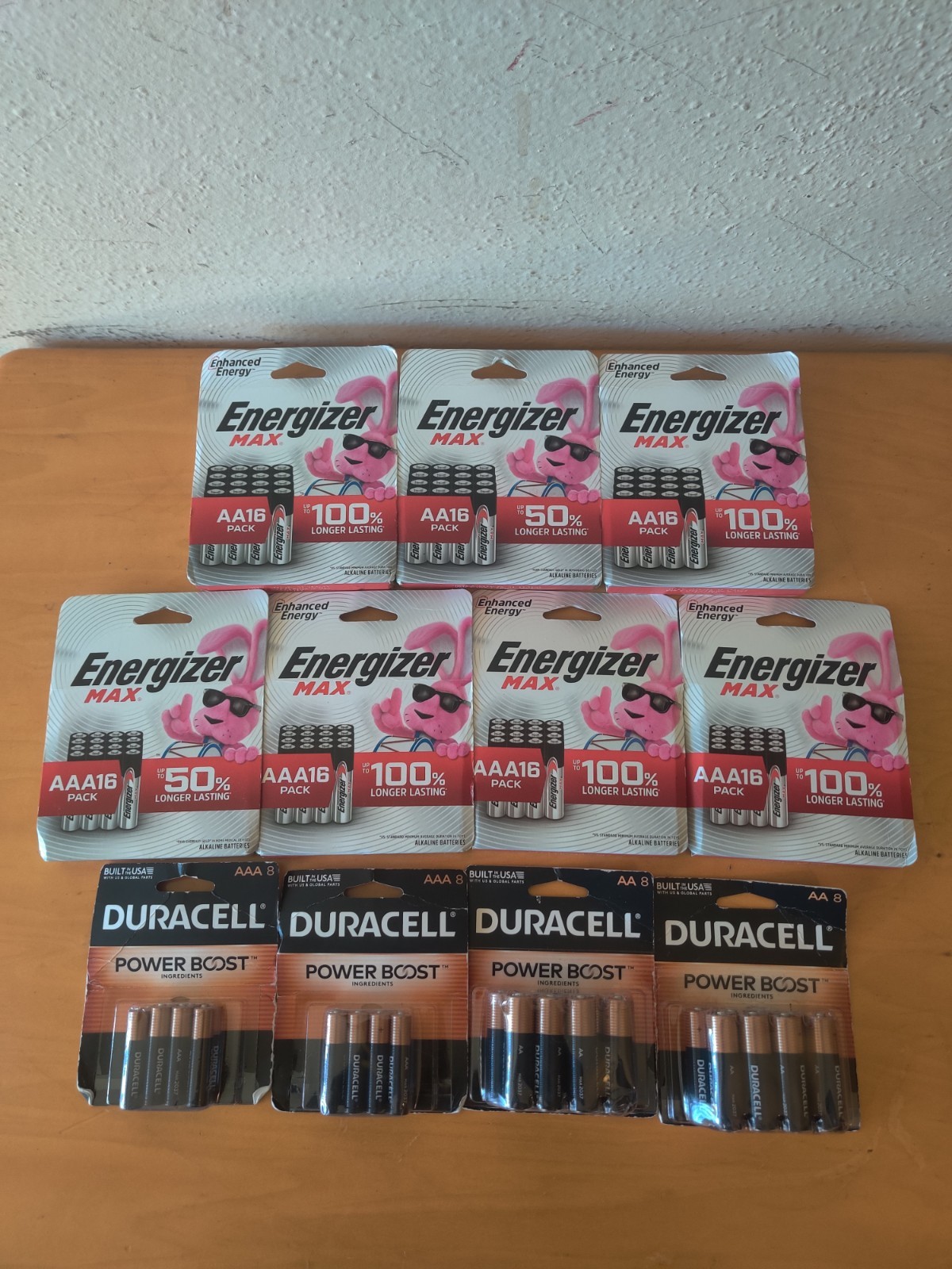 BULK LOT OF 144 ENERGIZER AND DURACELL AAA and AA BATTERIES BULK LOT OF 144 ENERGIZER AND DURACELL AAA and AA BATTERIES