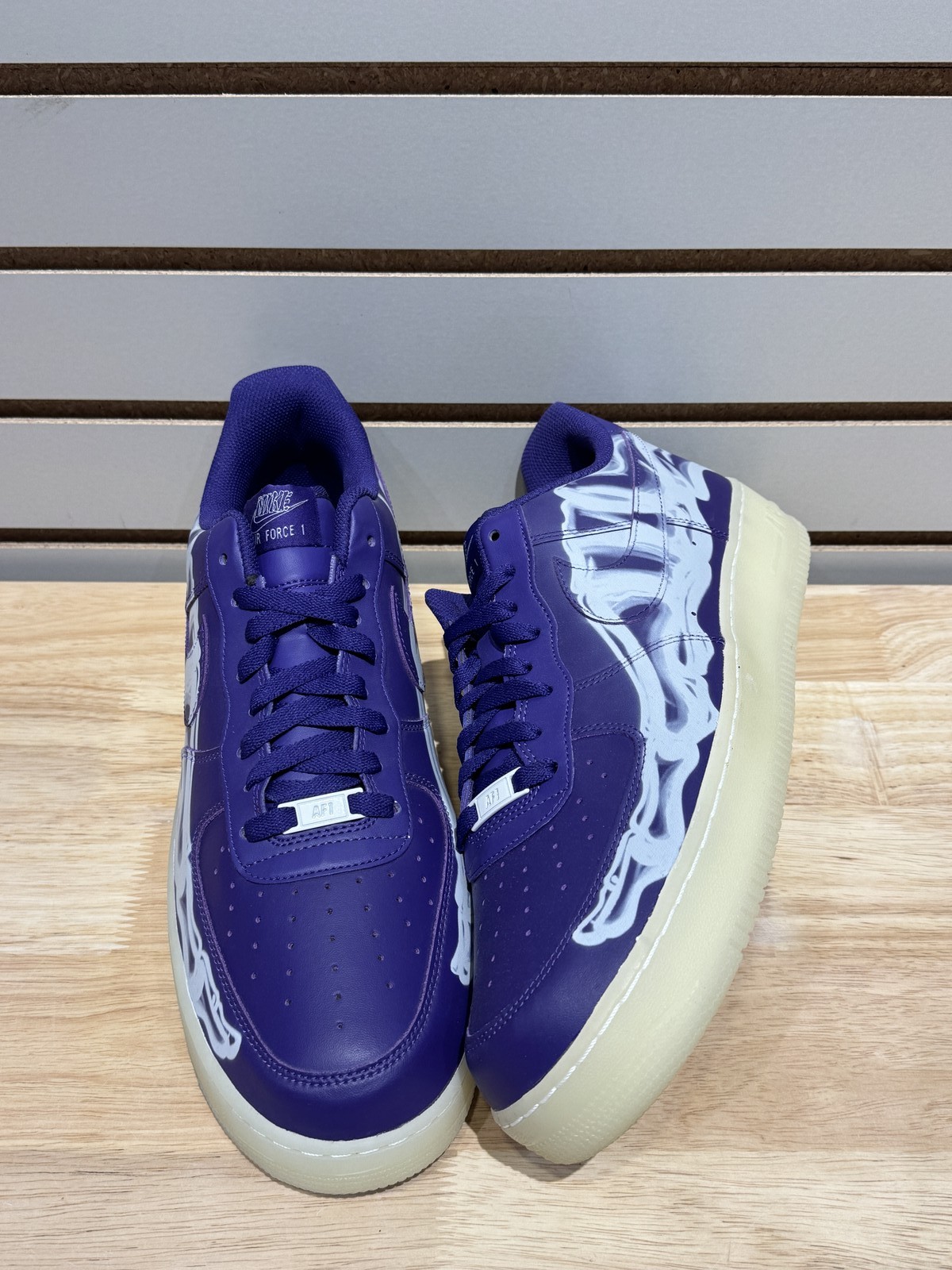 Size 14M/15.5W - Nike Air Force 1 Low \'07 QS Purple Skeleton Halloween (2021) Sz Size 14M/15.5W - Nike Air Force 1 Low \'07 QS Purple Skeleton Halloween (2021) Sz