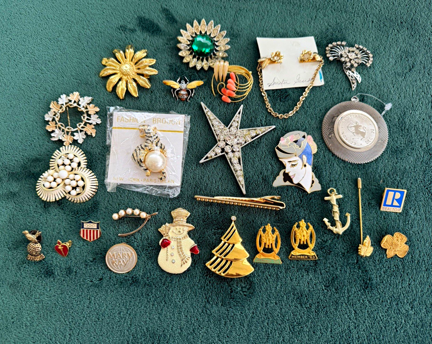 Vintage Mixed Lot Fashion Jewelry 20pc Pins Brooches Earrings Rhinestone