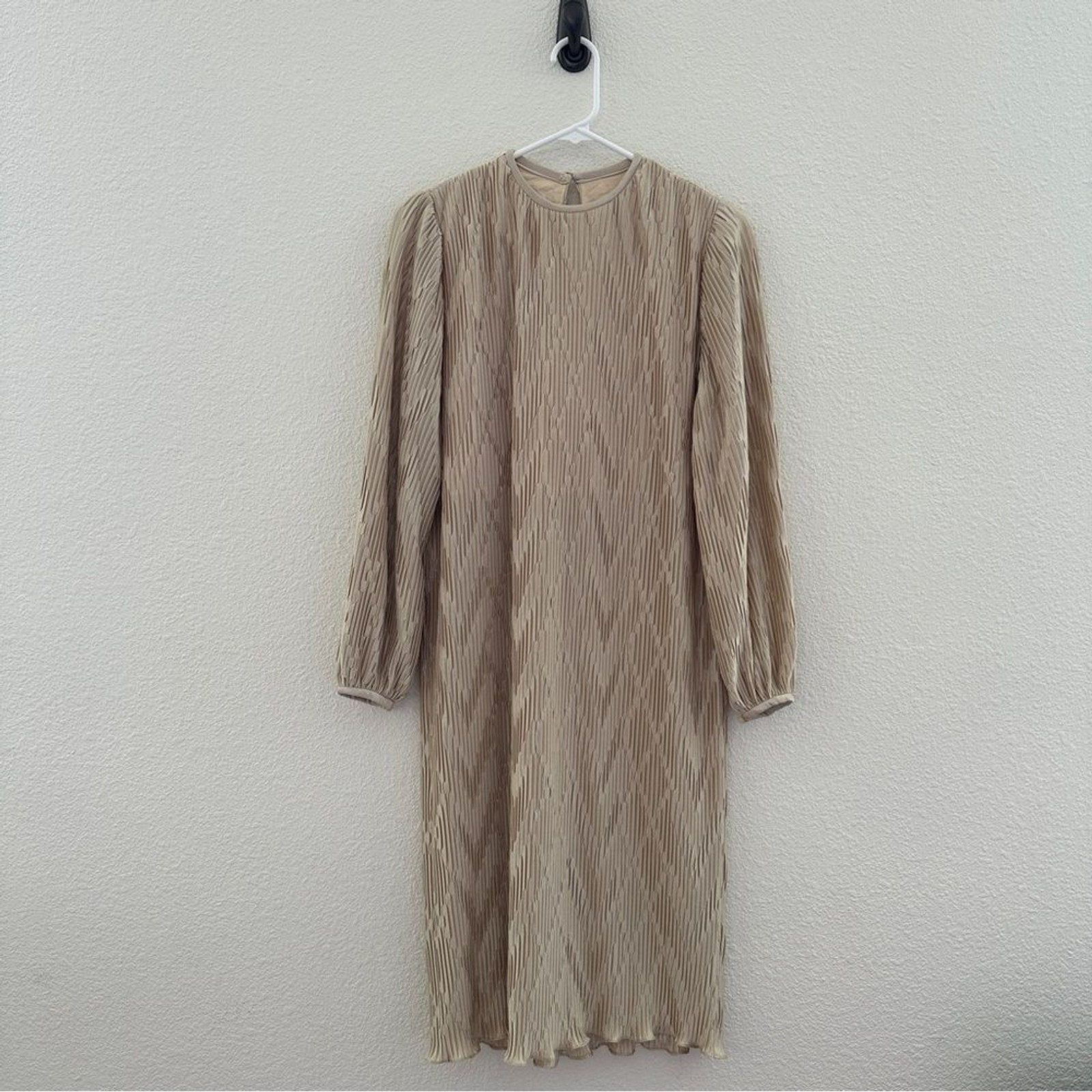Vintage P.C.F. Hal Ferman Pleated Midi Dress Sz 6 Classic Retro Neutral Vintage P.C.F. Hal Ferman Pleated Midi Dress Sz 6 Classic Retro Neutral