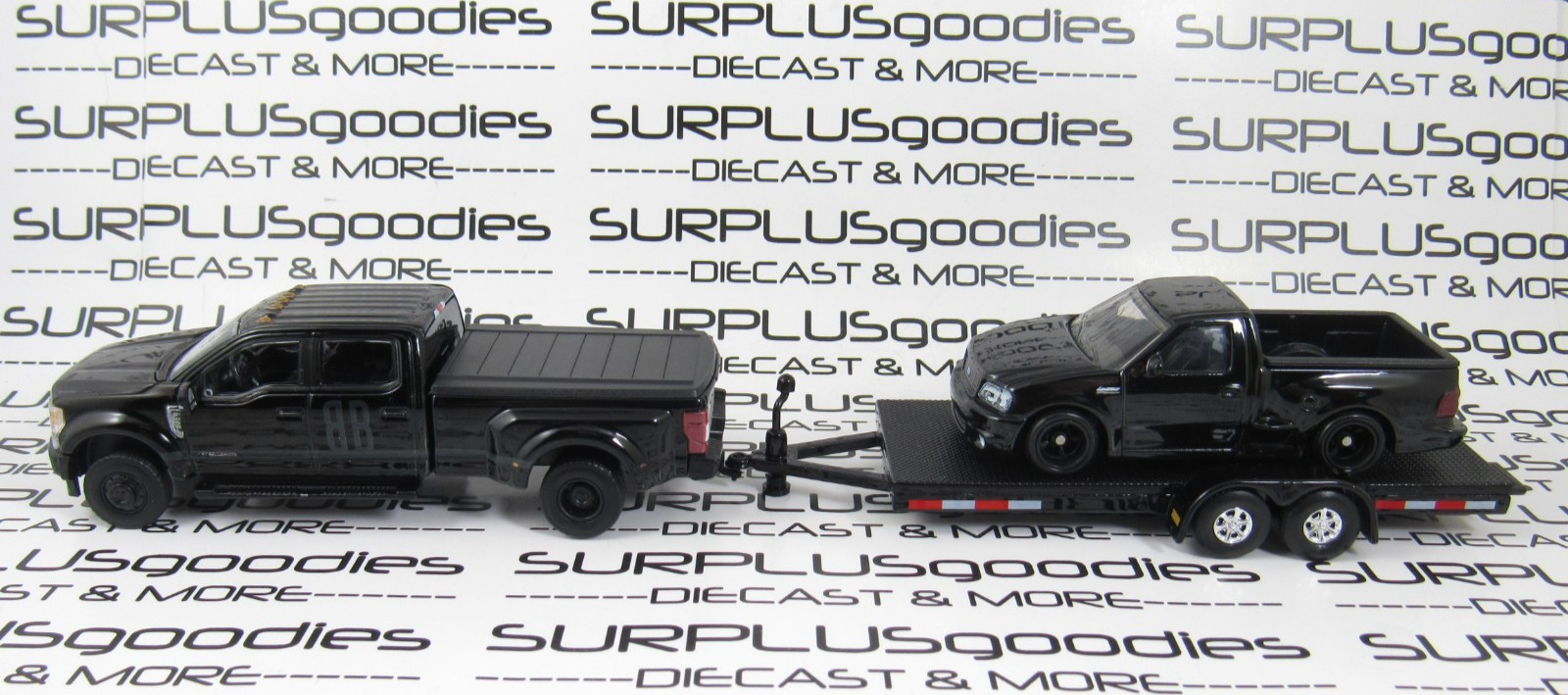 Greenlight 2020 FORD F450 F-450 XL Dually & 1999 F150 SVT LIGHTNING Trailer Set