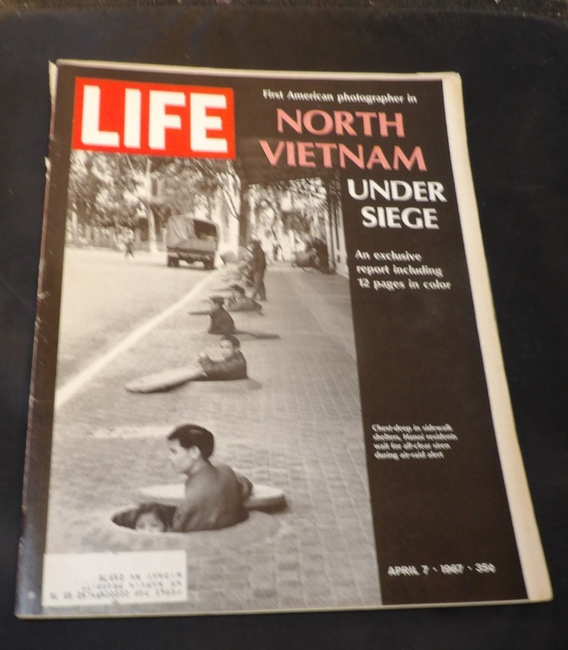 LIFE MAGAZINE April 7, 1967 North Vietnam Under Siege 60s Vintage Cold War