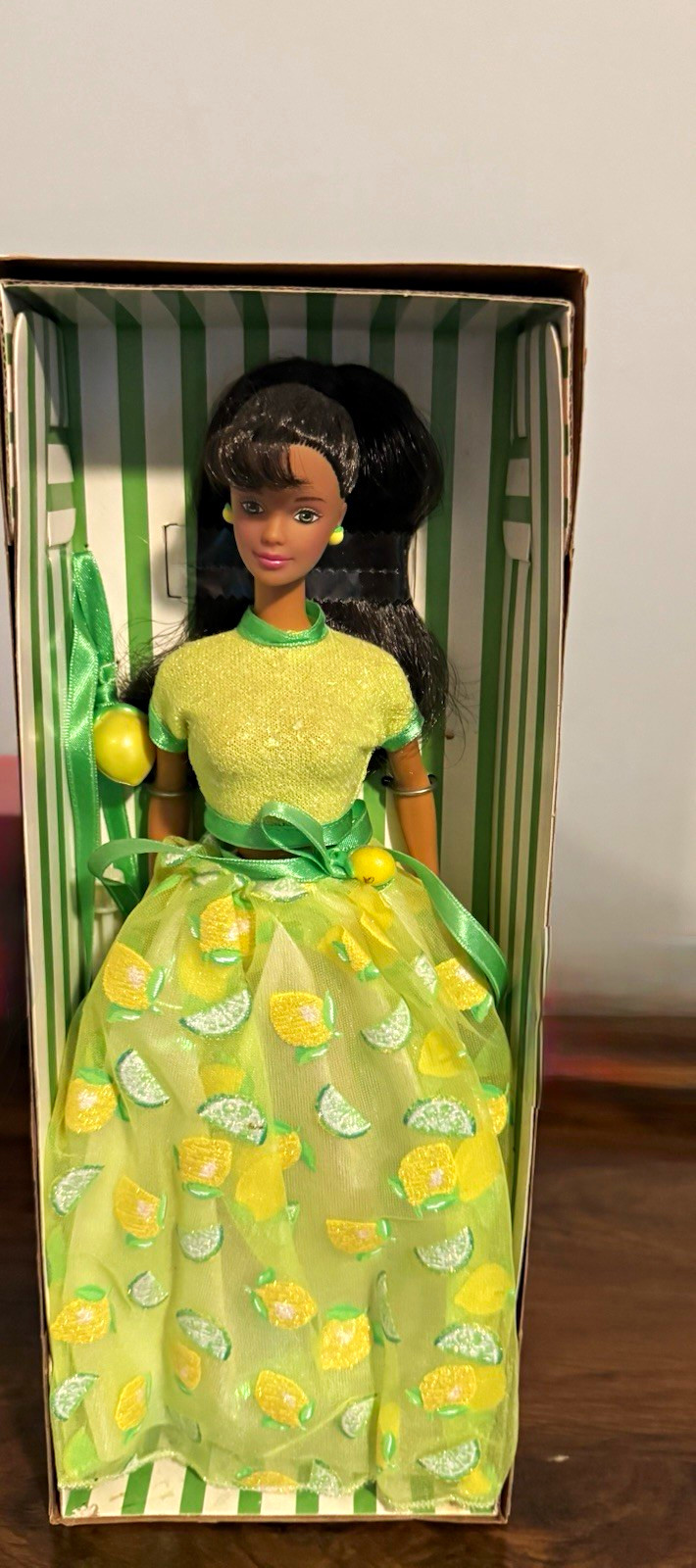 Barbie Avon Exclusive Lemon-Lime Sorbet Special Edition Fashion Doll 1997