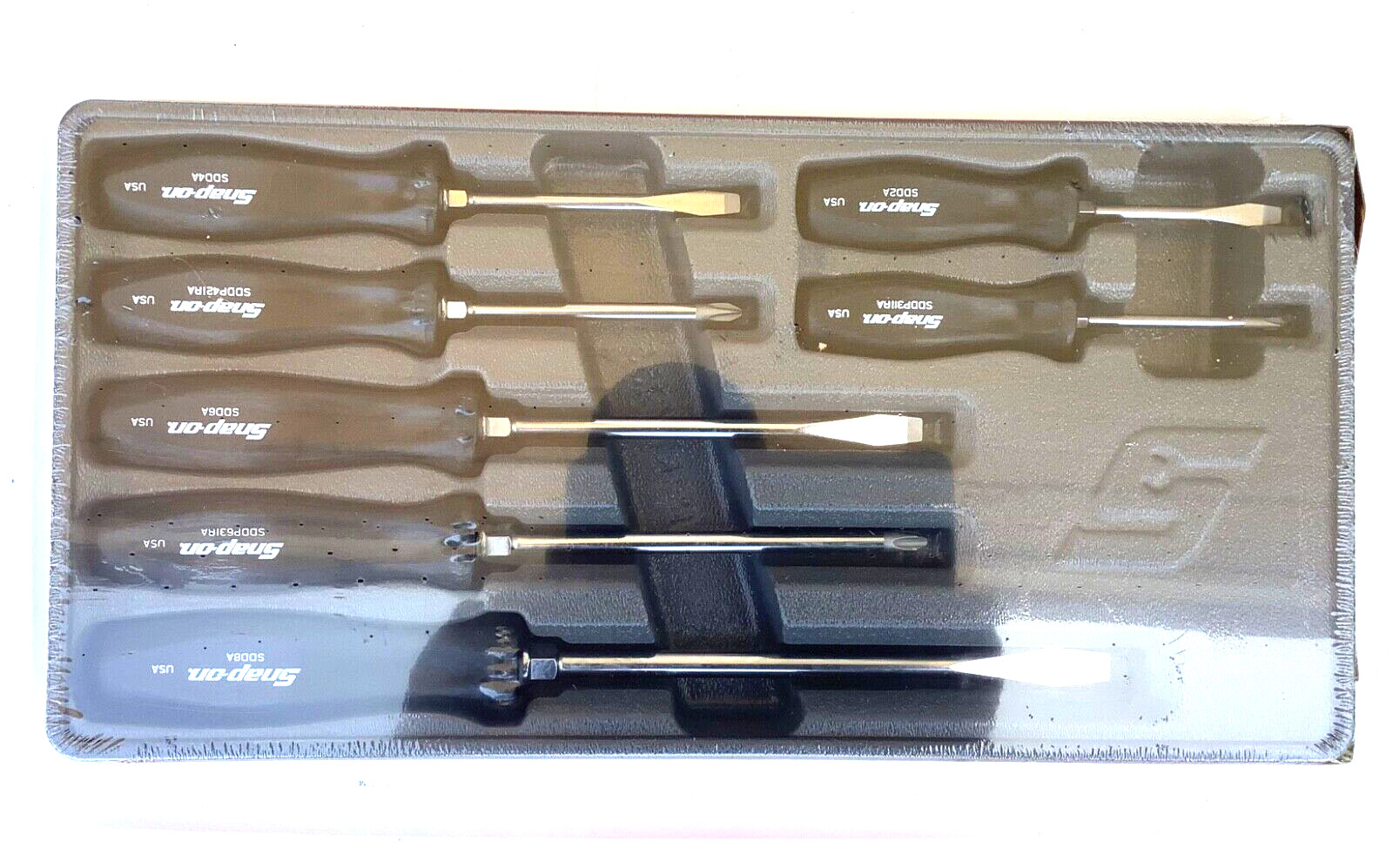 New Snap-on™ Black Hard Handled 7-piece Screwdriver Set SDDX70A New Snap-on™ Black Hard Handled 7-piece Screwdriver Set SDDX70A
