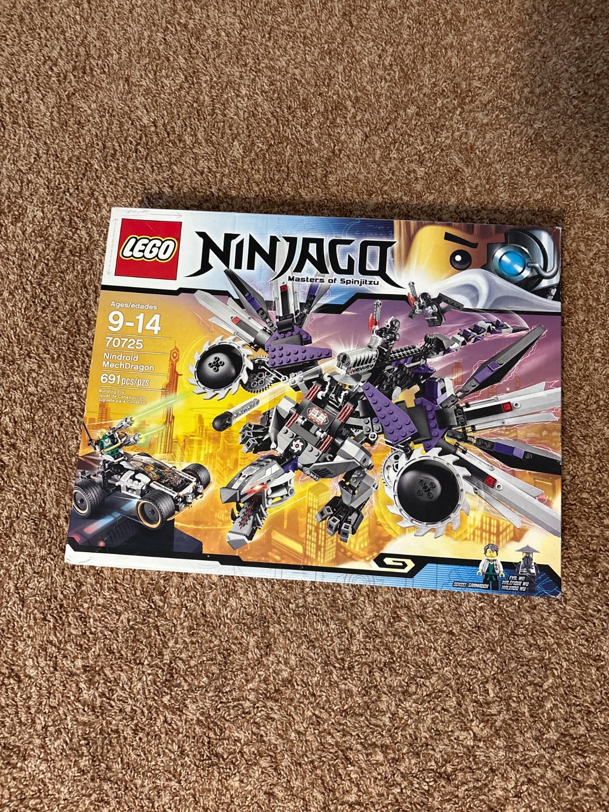 LEGO NINJAGO: Nindroid Mechdragon (70725) LEGO NINJAGO: Nindroid Mechdragon (70725)