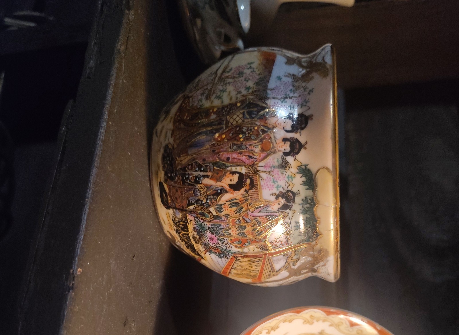 Vintage Satsuma Geisha Bowl Vintage Satsuma Geisha Bowl