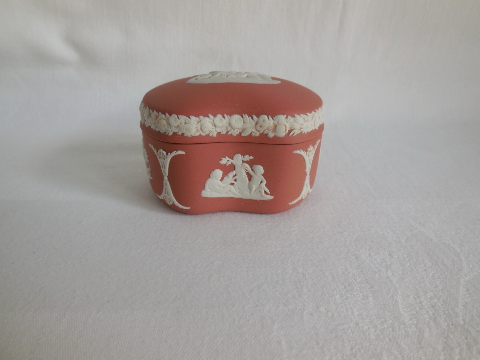 Wedgwood Terracotta Jasperware Pegasus Box w/ small chip