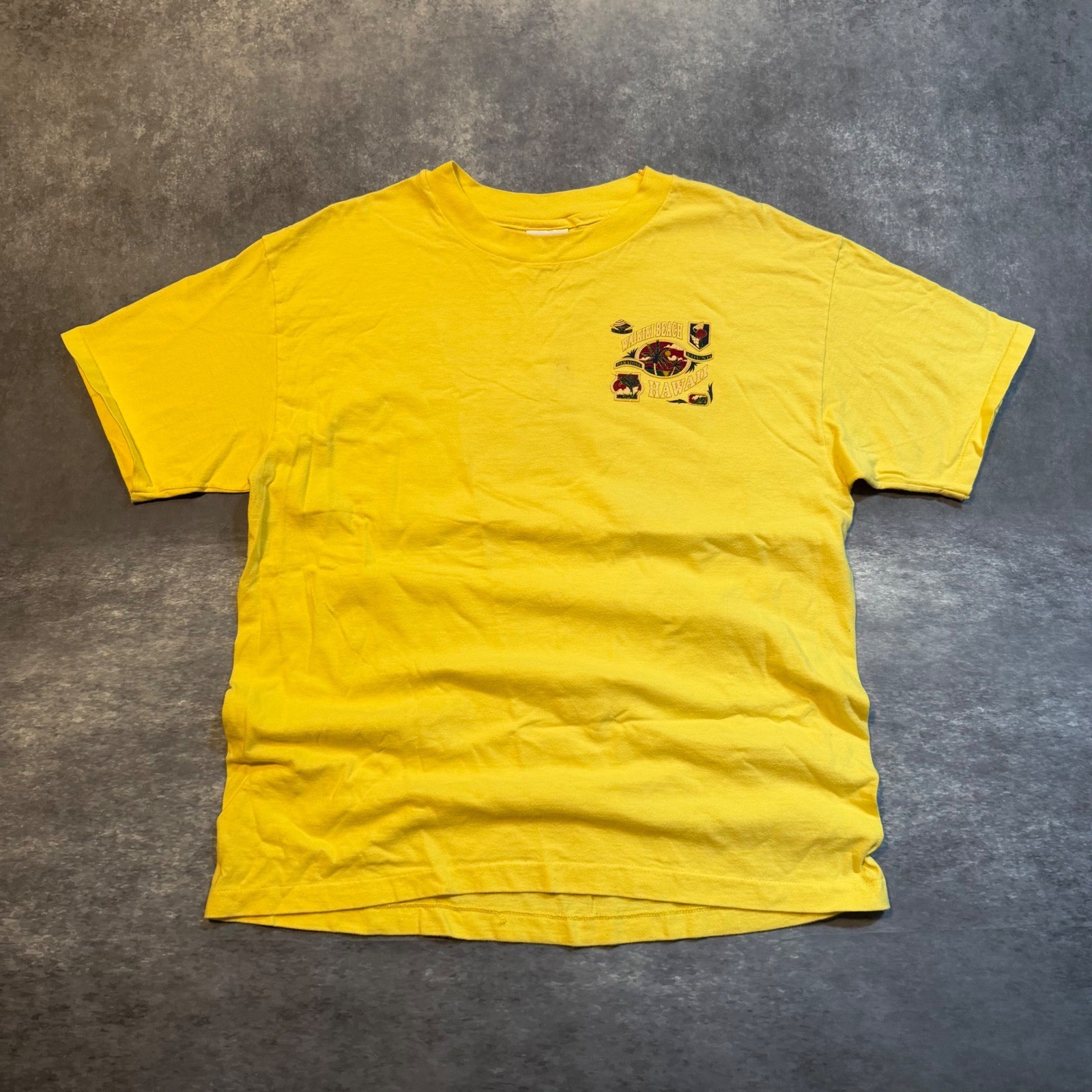 Vintage Waikiki Beach Hawaii Graphic T-Shirt Mens Large Yellow Made in USA 90s Vintage Waikiki Beach Hawaii Graphic T-Shirt Mens Large Yellow Made in USA 90s