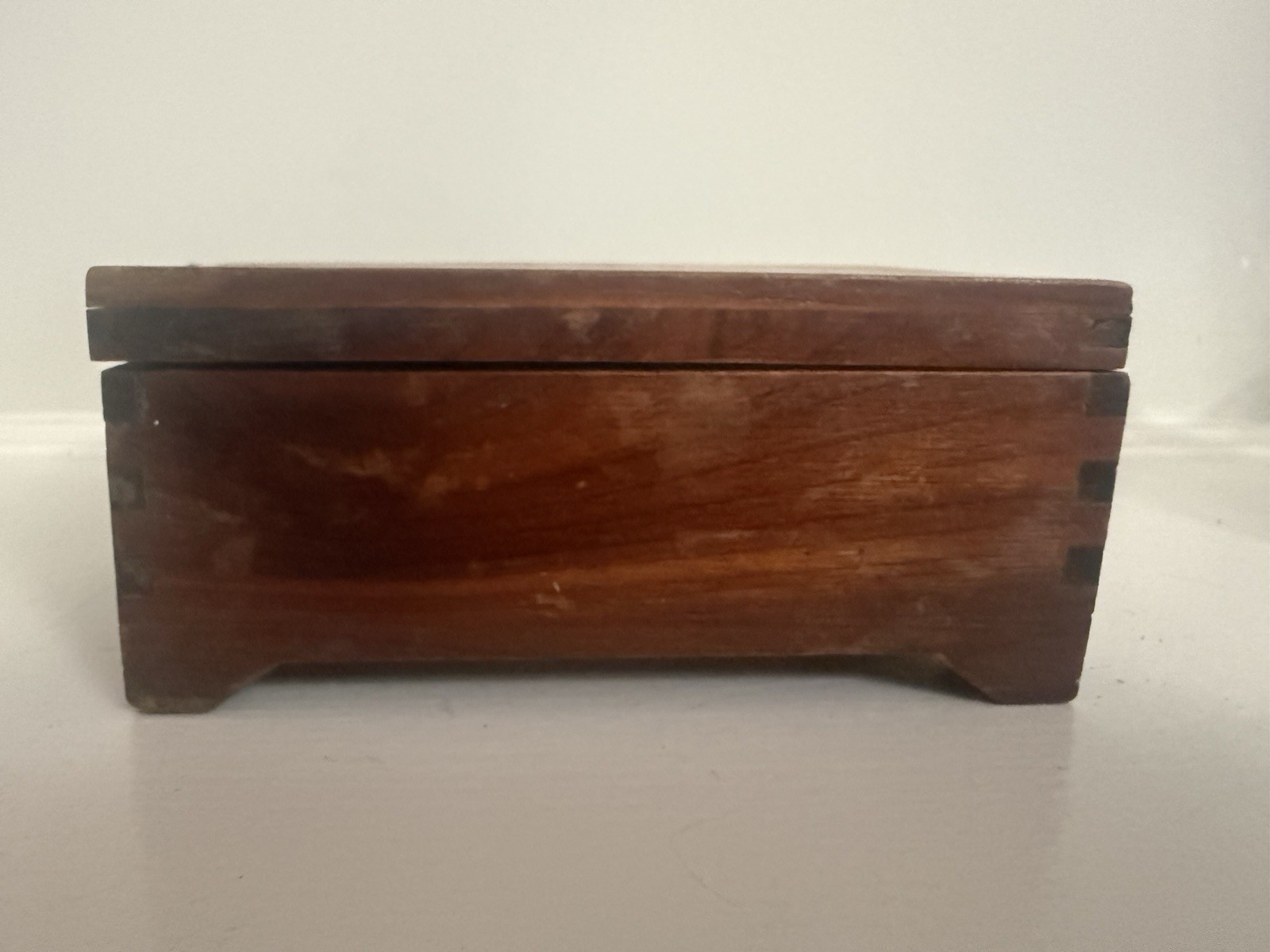 Antique Vintage Dollhouse 1:12 Wood Blanket Hope Chest Box Jointed Hinged Trunk Antique Vintage Dollhouse 1:12 Wood Blanket Hope Chest Box Jointed Hinged Trunk