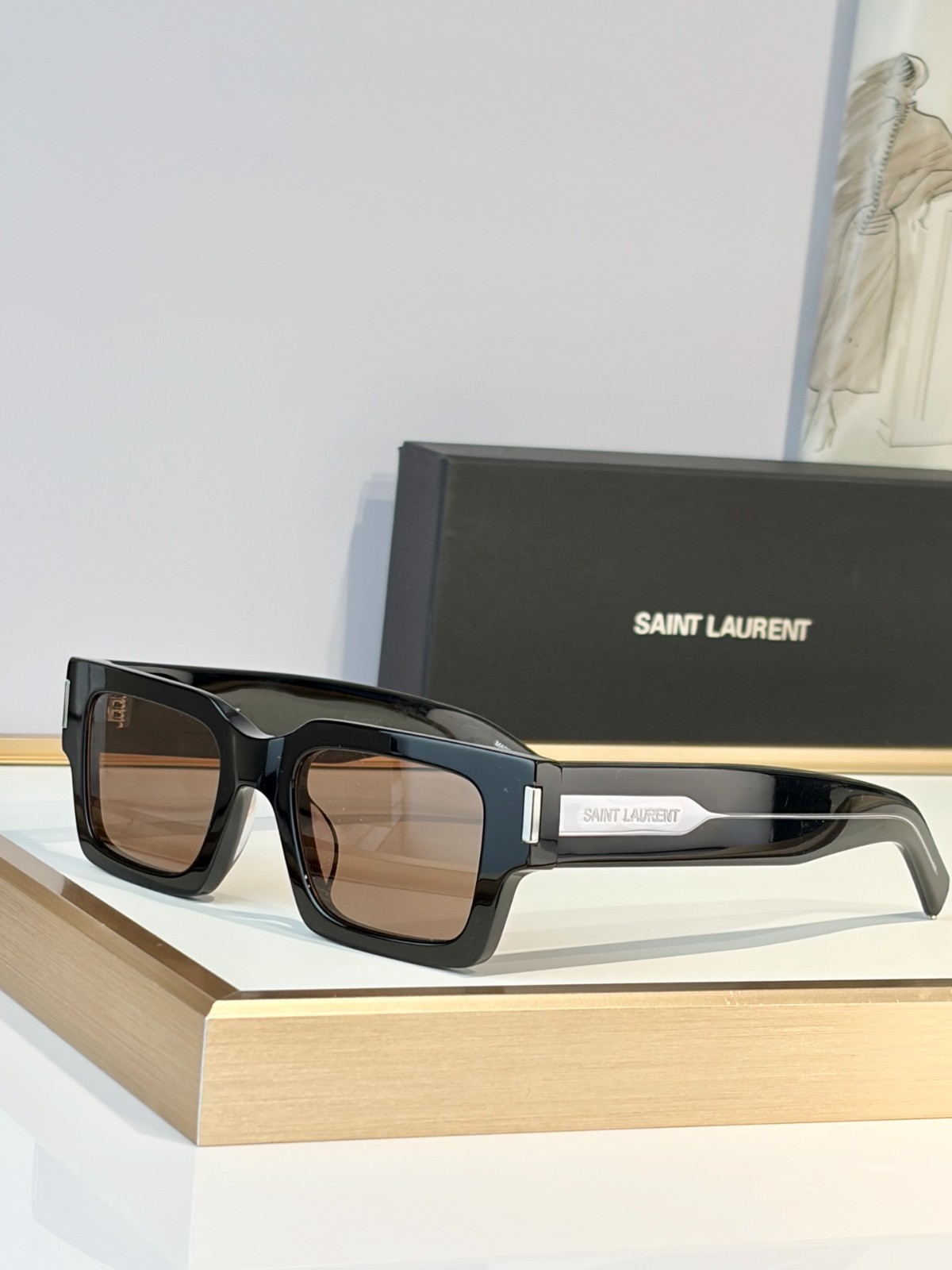 YSL SL572 Fashion Square Sunglasses Black Frame Brown Tint Lens YSL SL572 Fashion Square Sunglasses Black Frame Brown Tint Lens