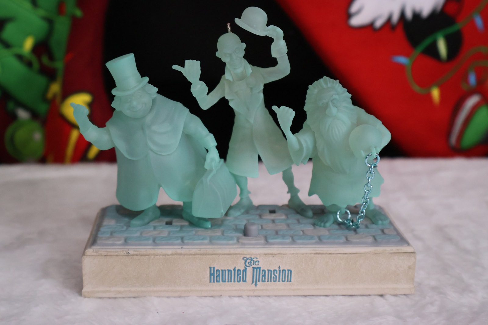 Hallmark Keepsake Ornament 2022 Magic Haunted Mansion Hitchhiking Ghosts Hallmark Keepsake Ornament 2022 Magic Haunted Mansion Hitchhiking Ghosts