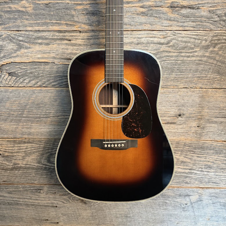 Used Martin Standard Series HD-28 Dreadnought Acoustic Guitar - Sunburst w/Case