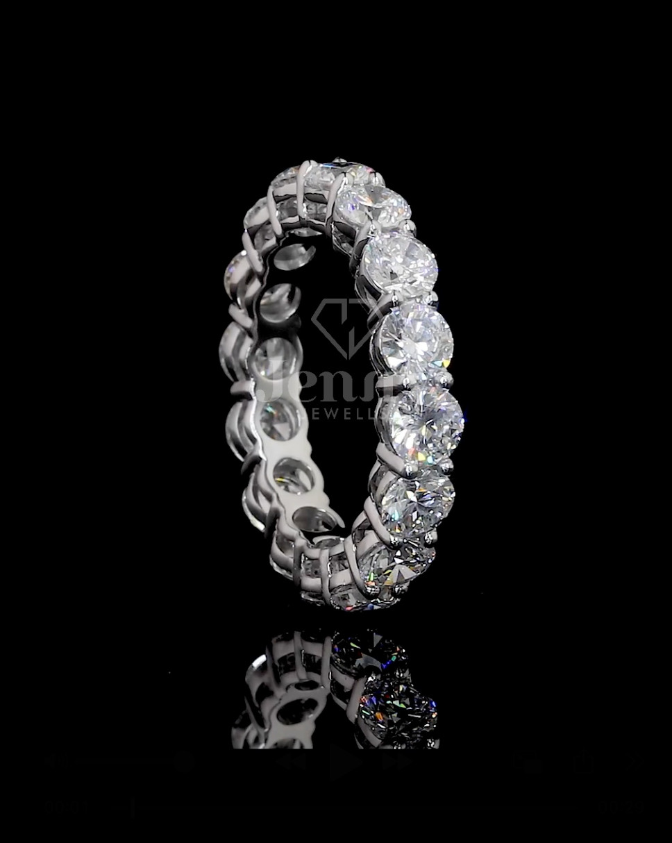 4.00 CTW Round Brilliant Lab-Created Diamond Full Eternity Ring | E VS1 IGI