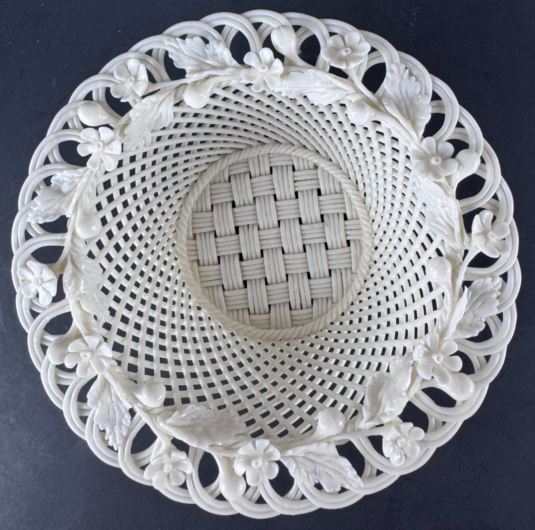 Signed Belleek Fine Hand Crafted Irish Porcelain Basket Weave 6\ Signed Belleek Fine Hand Crafted Irish Porcelain Basket Weave 6\