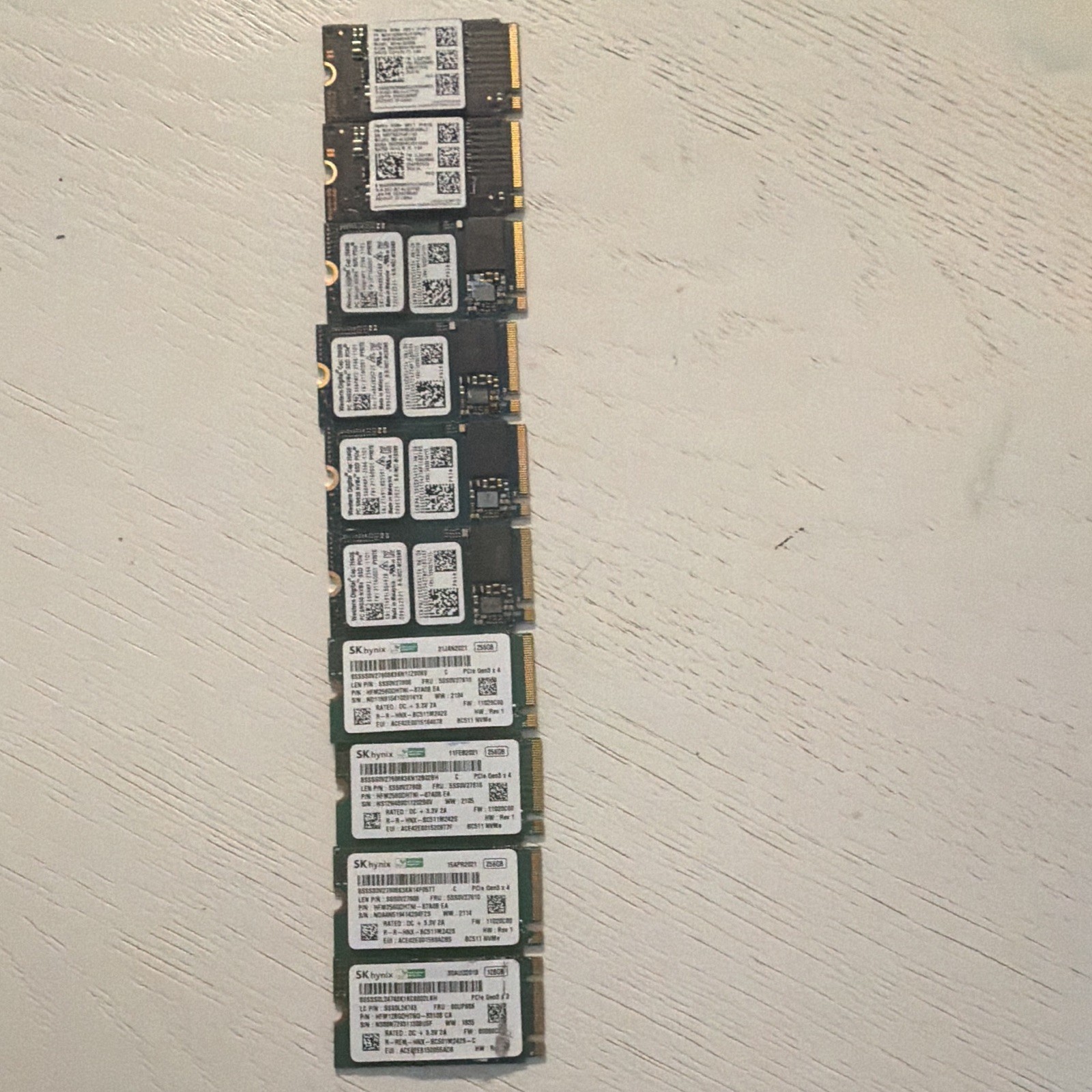 Samsung/SK Hynix/ Western Digital 256gb lot of 10. Samsung/SK Hynix/ Western Digital 256gb lot of 10.