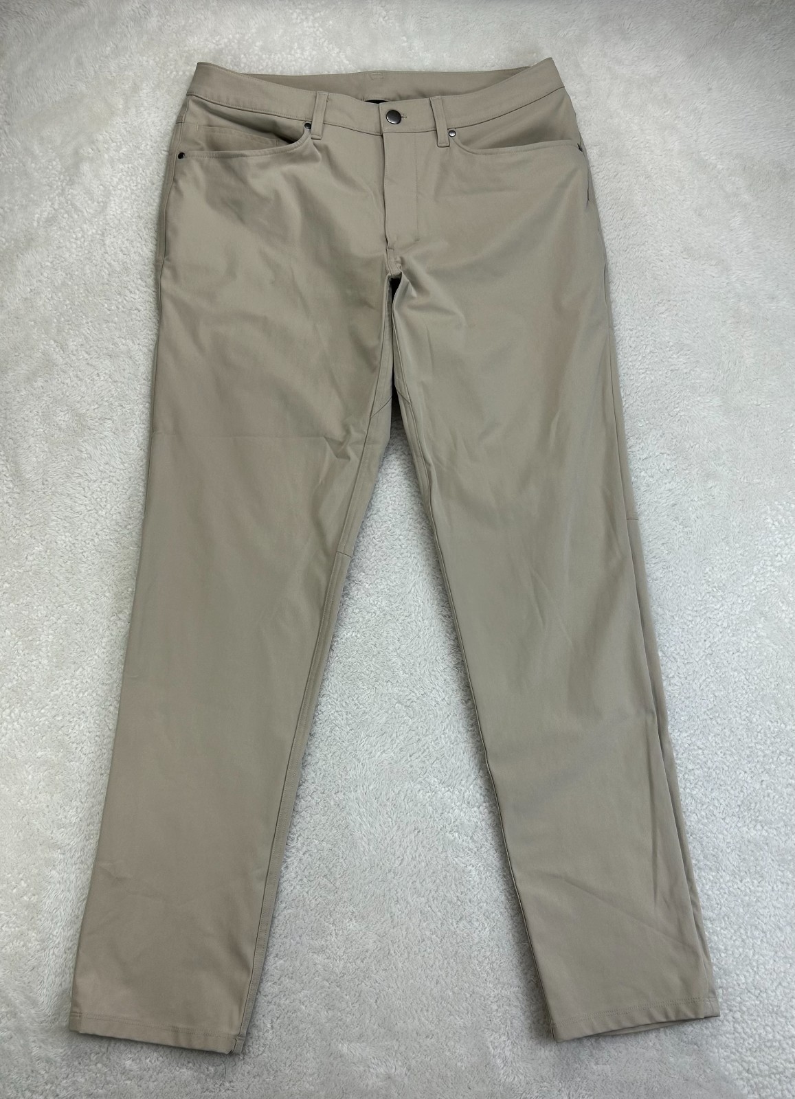Lululemon ABC Chino Pants Mens 32 Beige Classic Fit 5-Pocket Straight Warpstreme