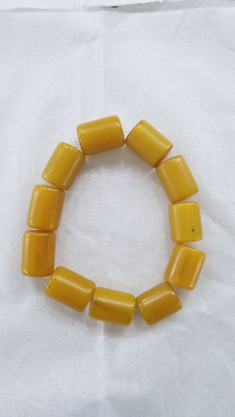 Bracelet made of yellow Baltic amber, Original natural amber, Gemstones. Bracelet made of yellow Baltic amber, Original natural amber, Gemstones.