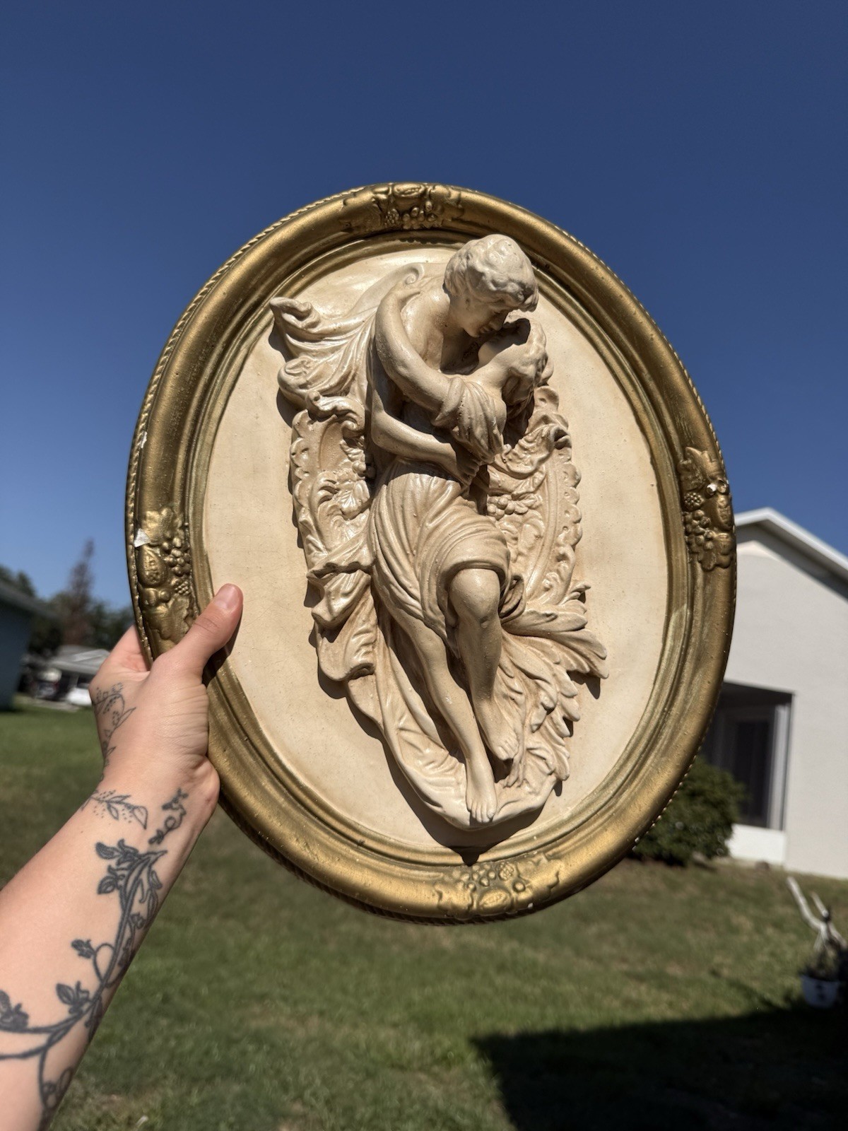 Vintage Romantic Lovers Golden Plaster Ornate Frame Vintage Romantic Lovers Golden Plaster Ornate Frame
