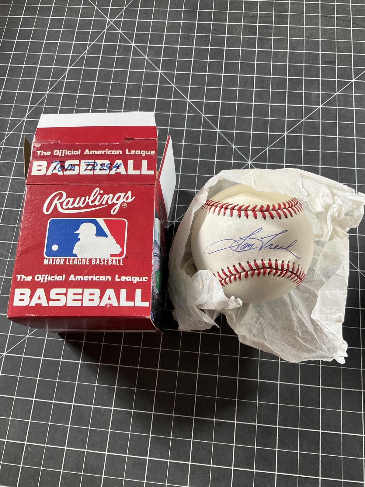 TOM TRESH Autographed Hand Signed Baseball American League Ball