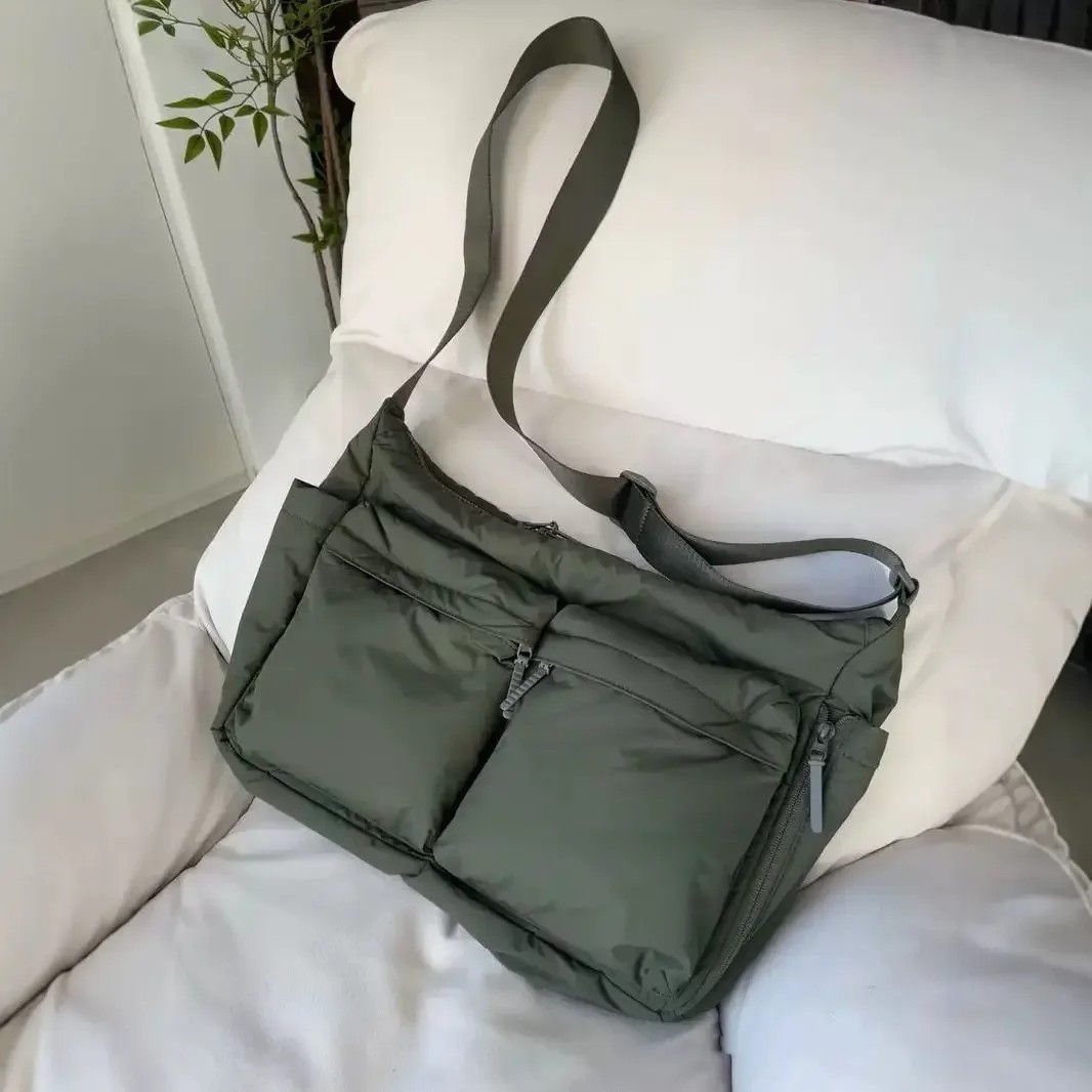 UNIQLO Casual Multi-pocket Messenger Bag Men Women Shoulder Bag Travel Sport Bag