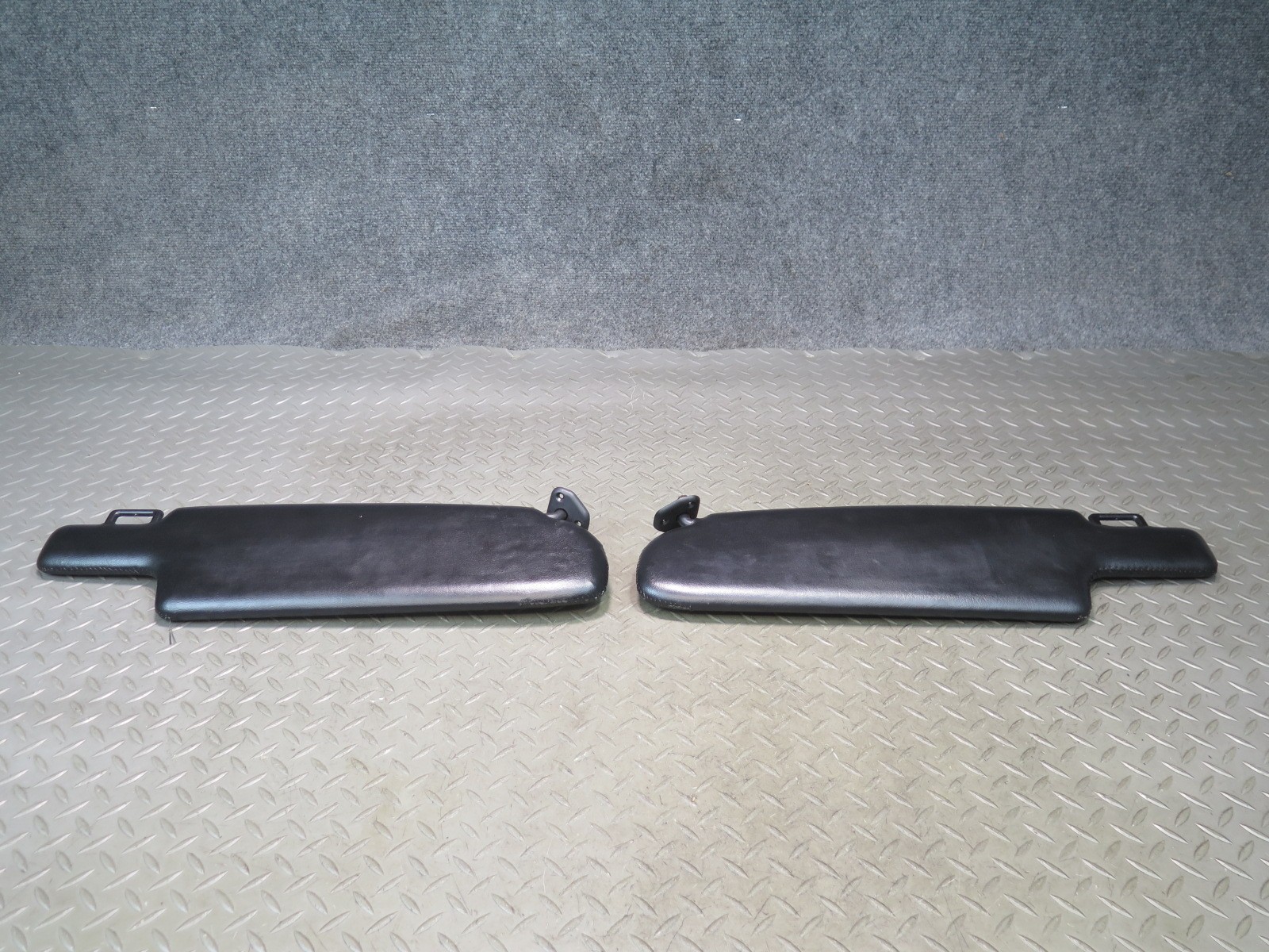 1984-1991 PORSCHE 928 FRONT LEFT & RIGHT SIDE SUN VISOR SHADE BLACK SET OF 2