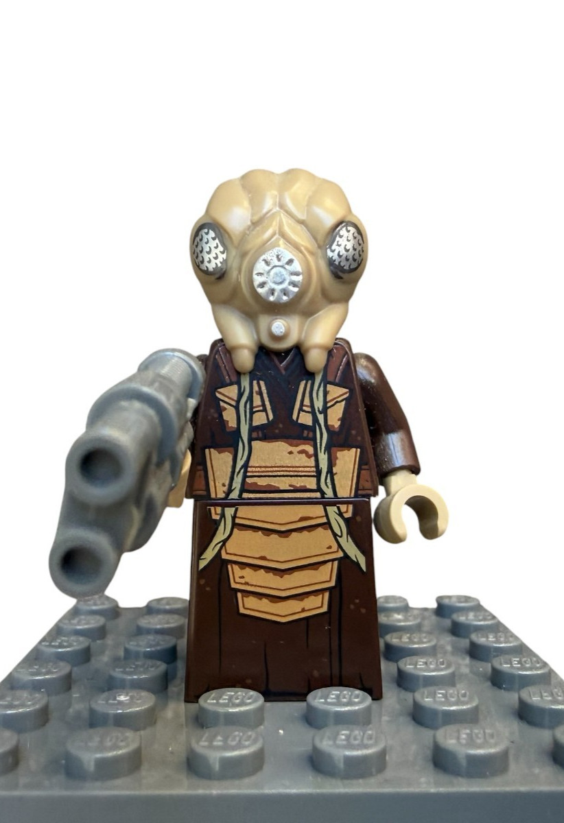Lego Star Wars Minifigures Bounty Hunter Zuckus sw1020 75243 mint 100% AUTHENTIC Lego Star Wars Minifigures Bounty Hunter Zuckus sw1020 75243 mint 100% AUTHENTIC