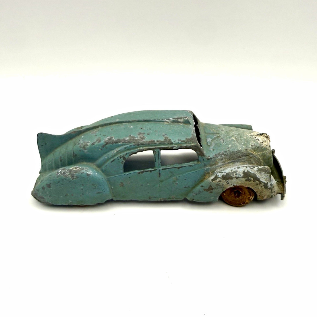 Vintage 1930s Hubley Lincoln Zephyr 2272 Cast Metal Toy Car Parts Restore