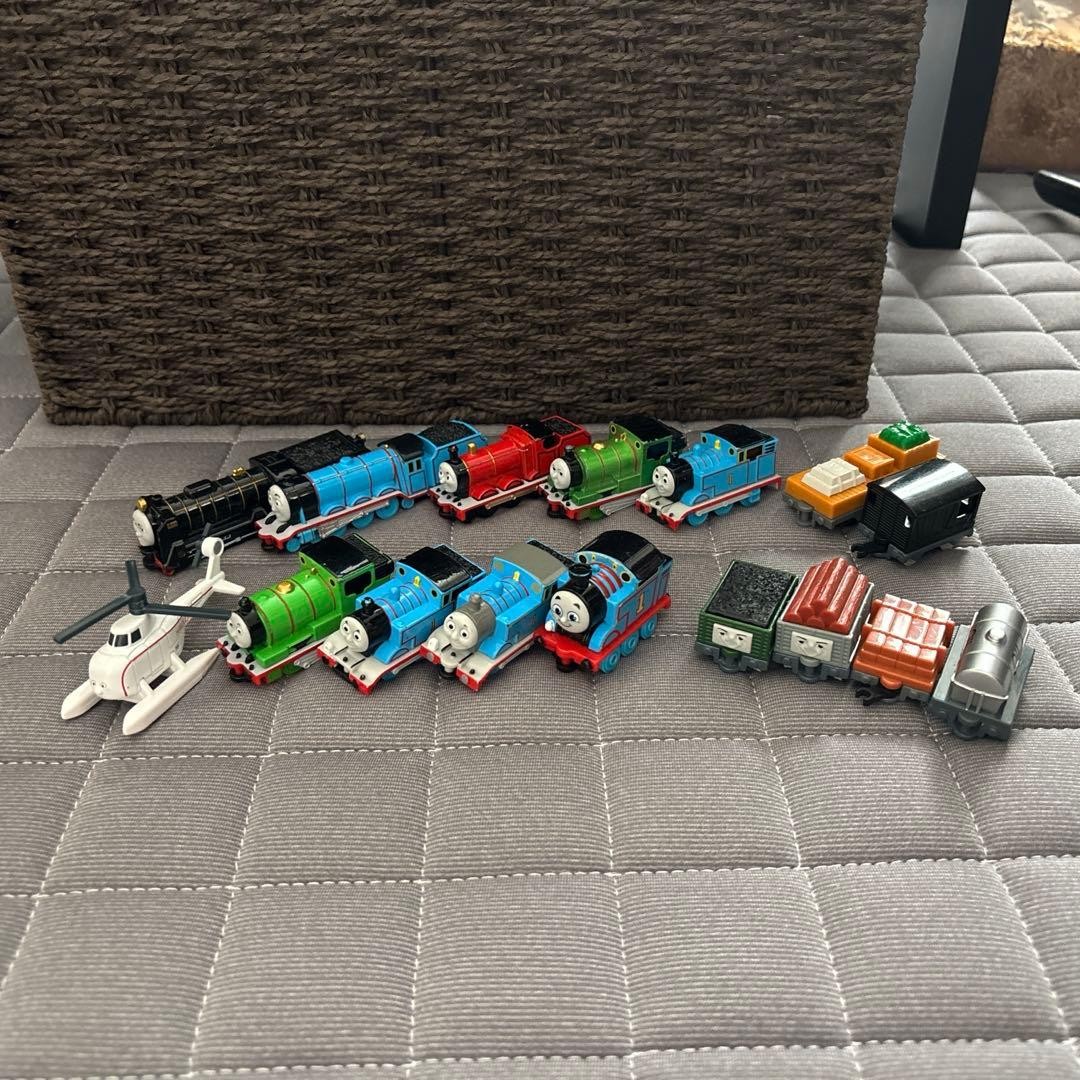 Tomica Thomas Train Freight Car Harold Vehicle Lot Tomica Thomas Train Freight Car Harold Vehicle Lot