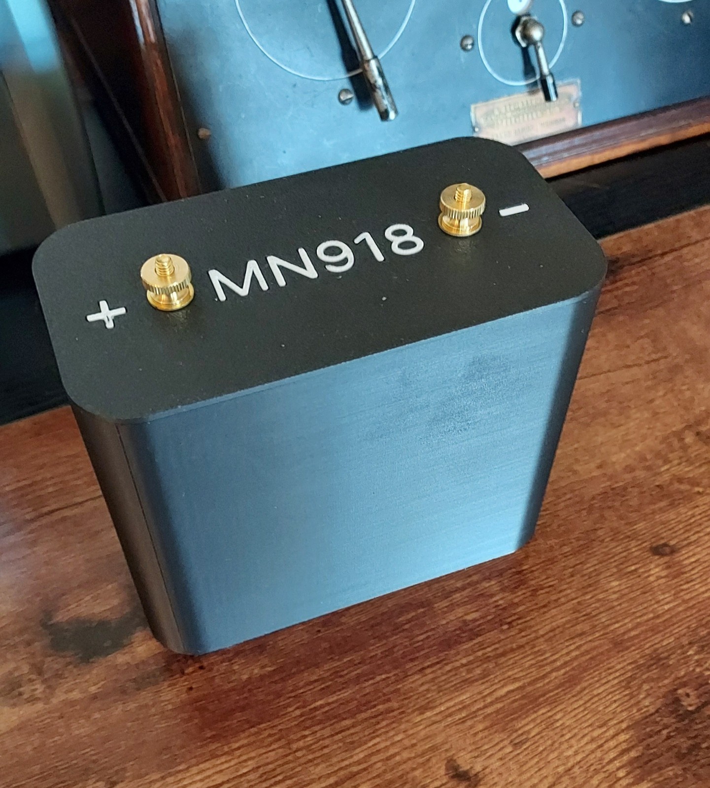 Replica Vintage 6 volt Lantern Battery MN-918 compatible, flashlights, radio