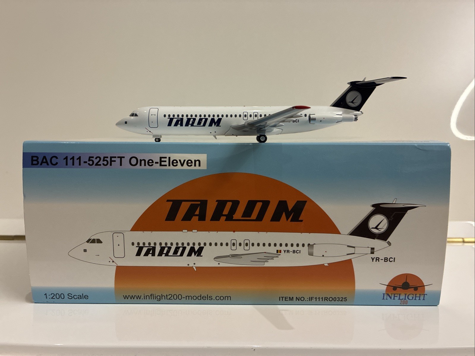 1:200 Inflight TAROM BAC 111-525FT YR-BCI Diecast Plane Model
