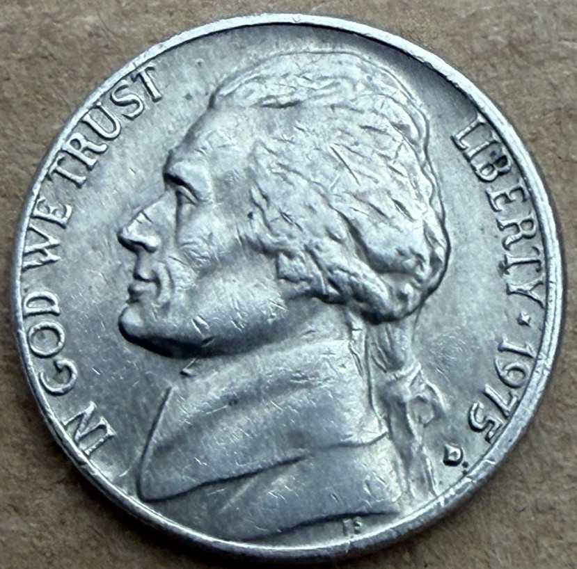 1975-D Jefferson Nickel 5-Cents Coin US Denver 1975-D Jefferson Nickel 5-Cents Coin US Denver